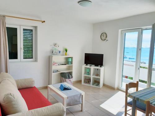 Apartment with Sea View photo 3