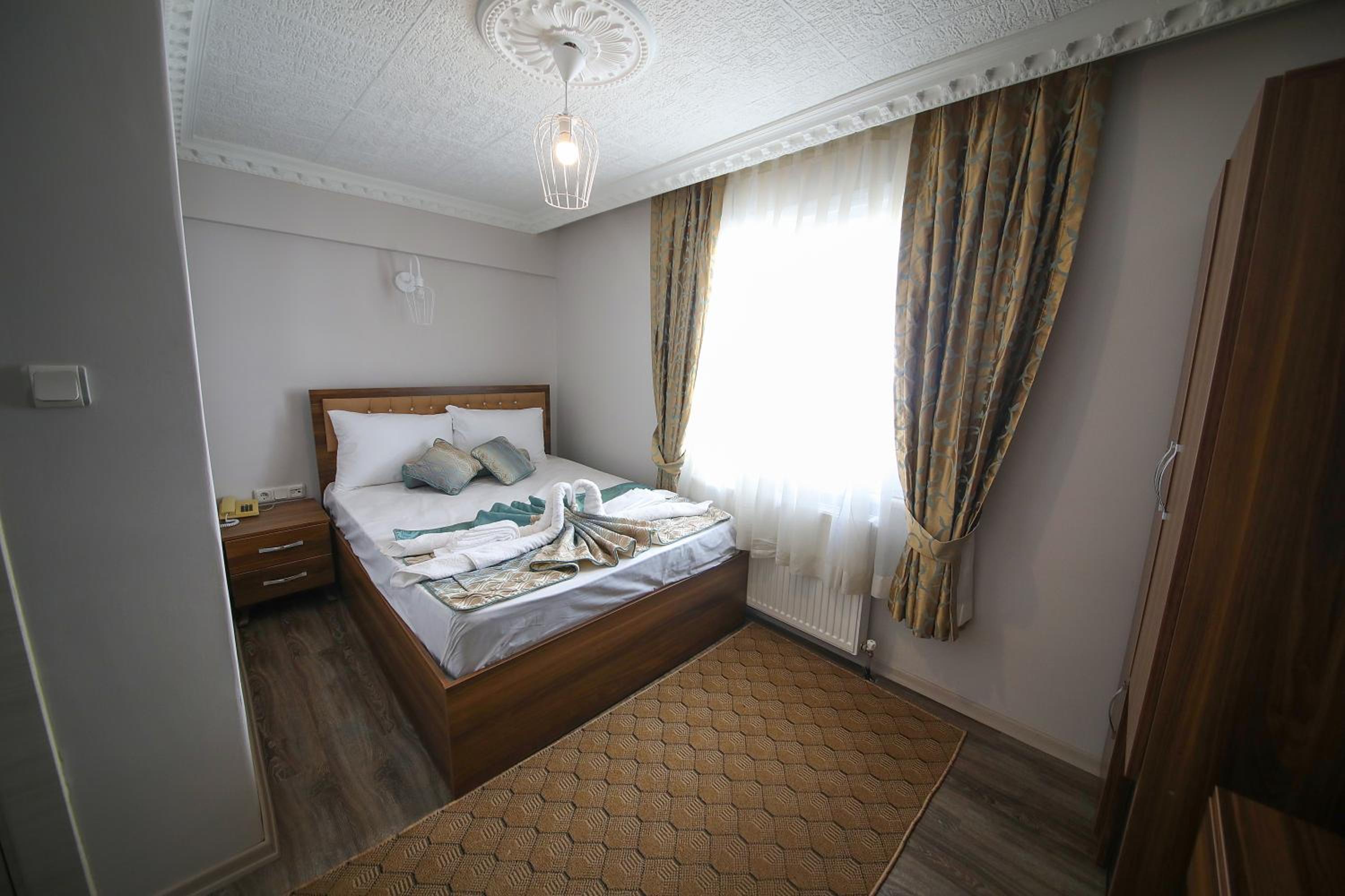 Deluxe Double Room photo 2