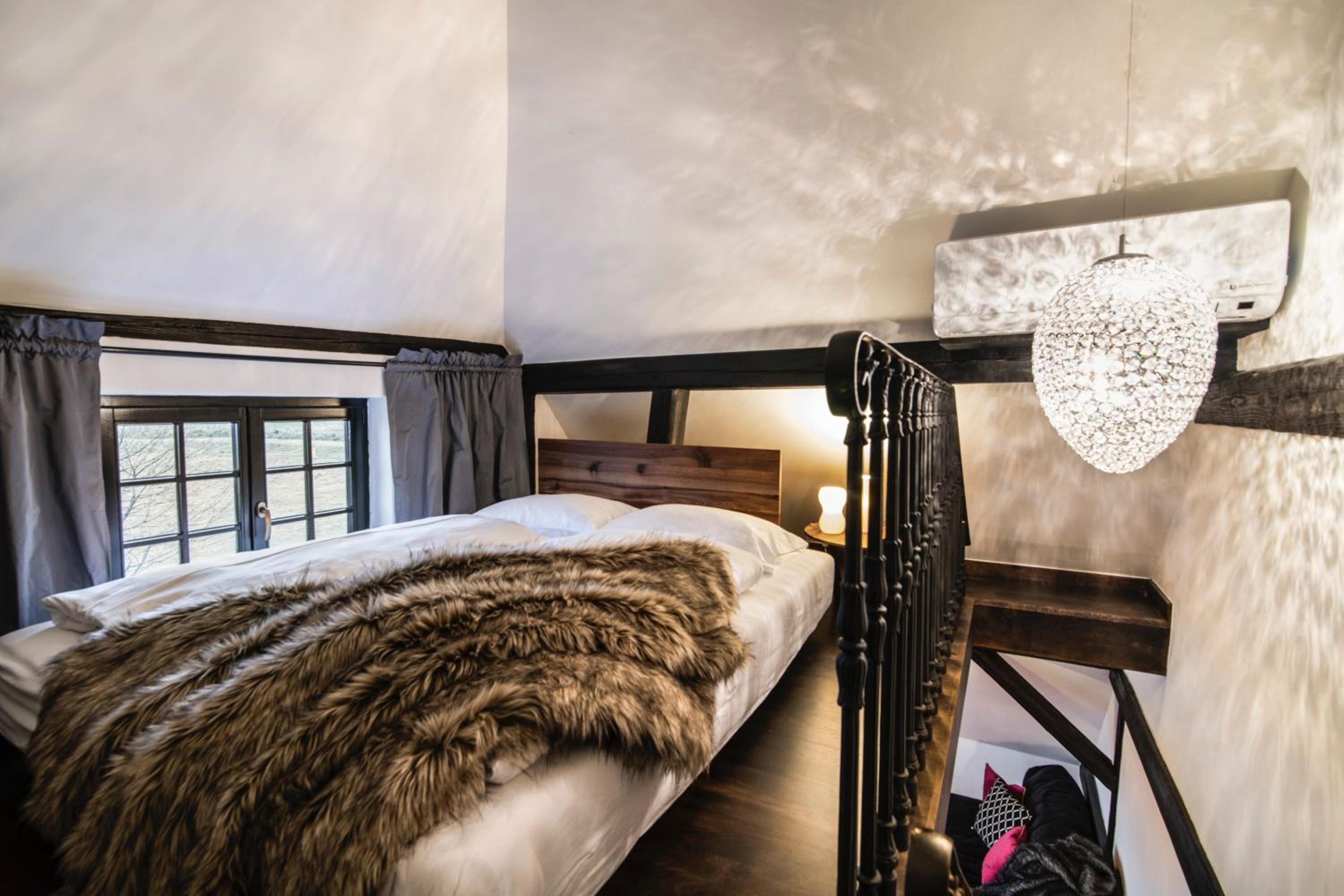 Deluxe Double Room with Balcony photo 2