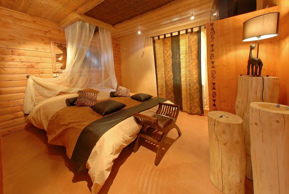 Chambre Double Deluxe (2 Adultes + 1 Enfant)