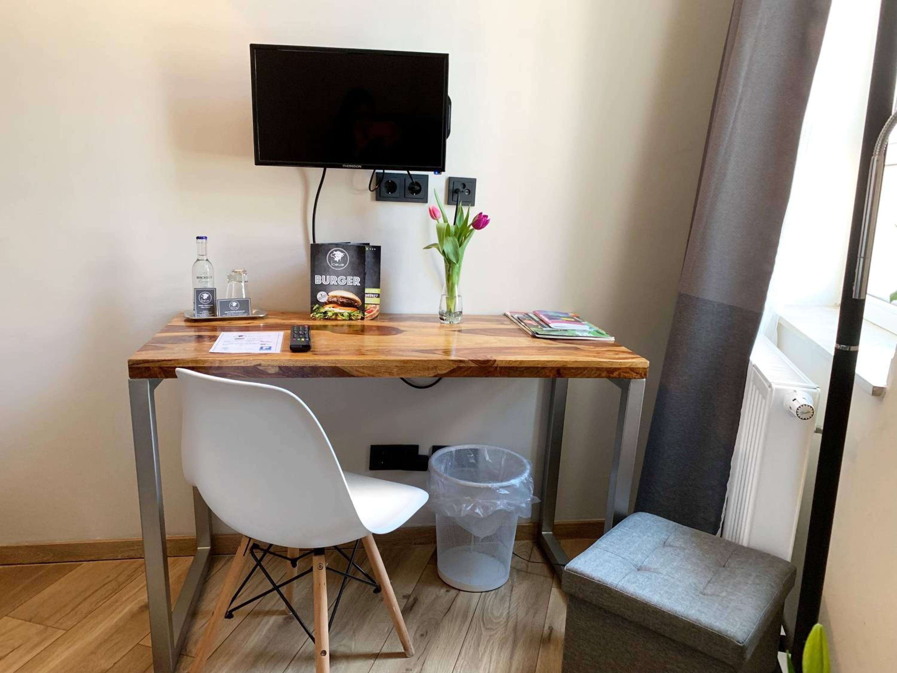 Single Room photo 2