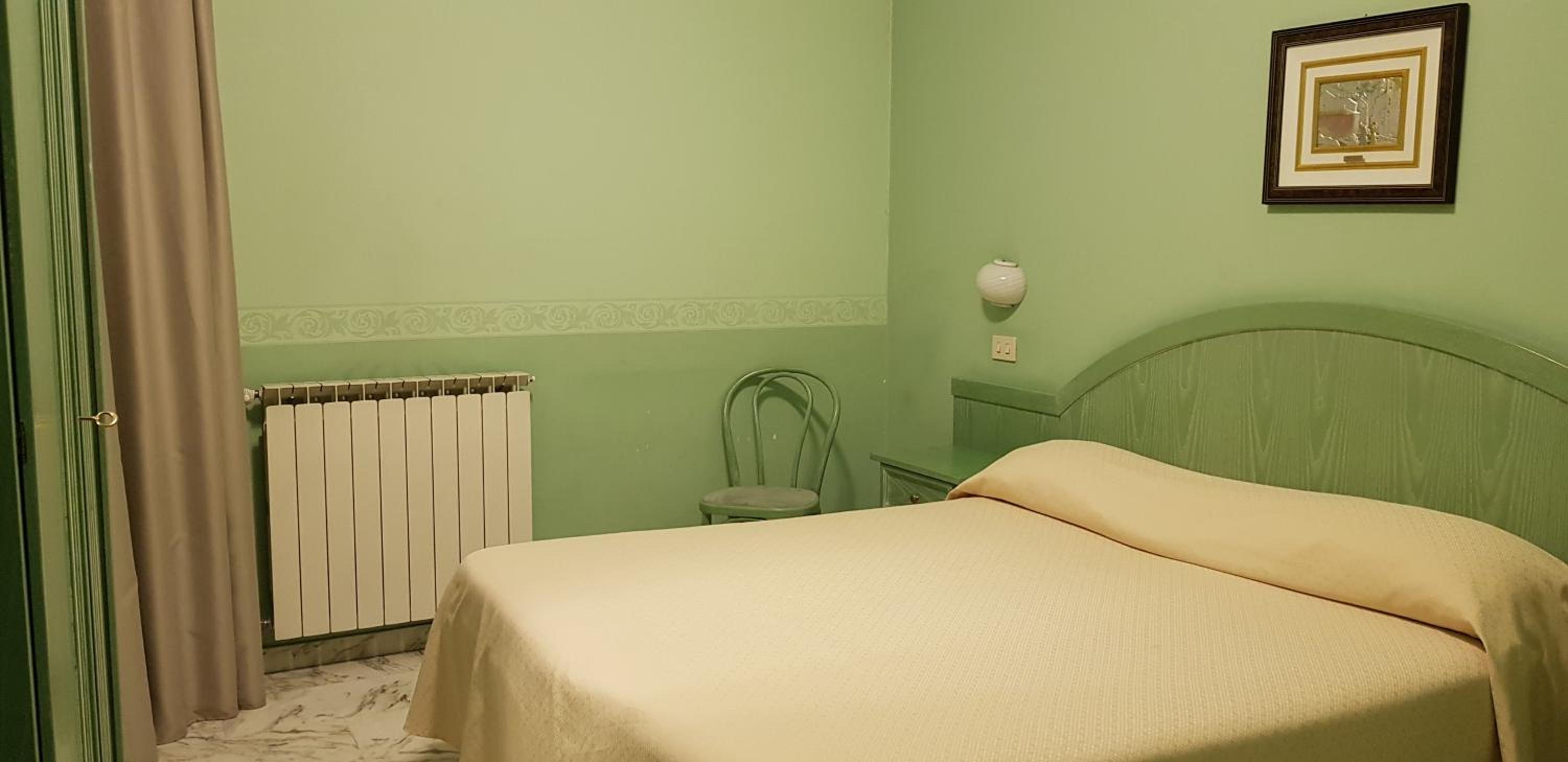 Double or Twin Room photo 2