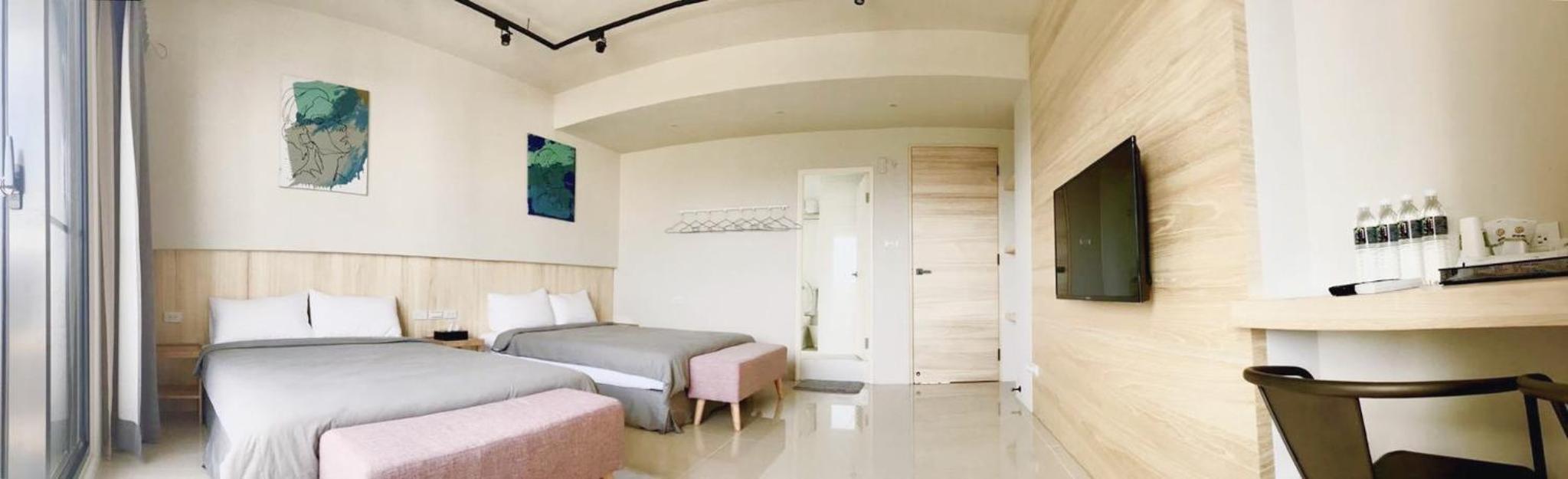 Quadruple Room with Balcony photo 1