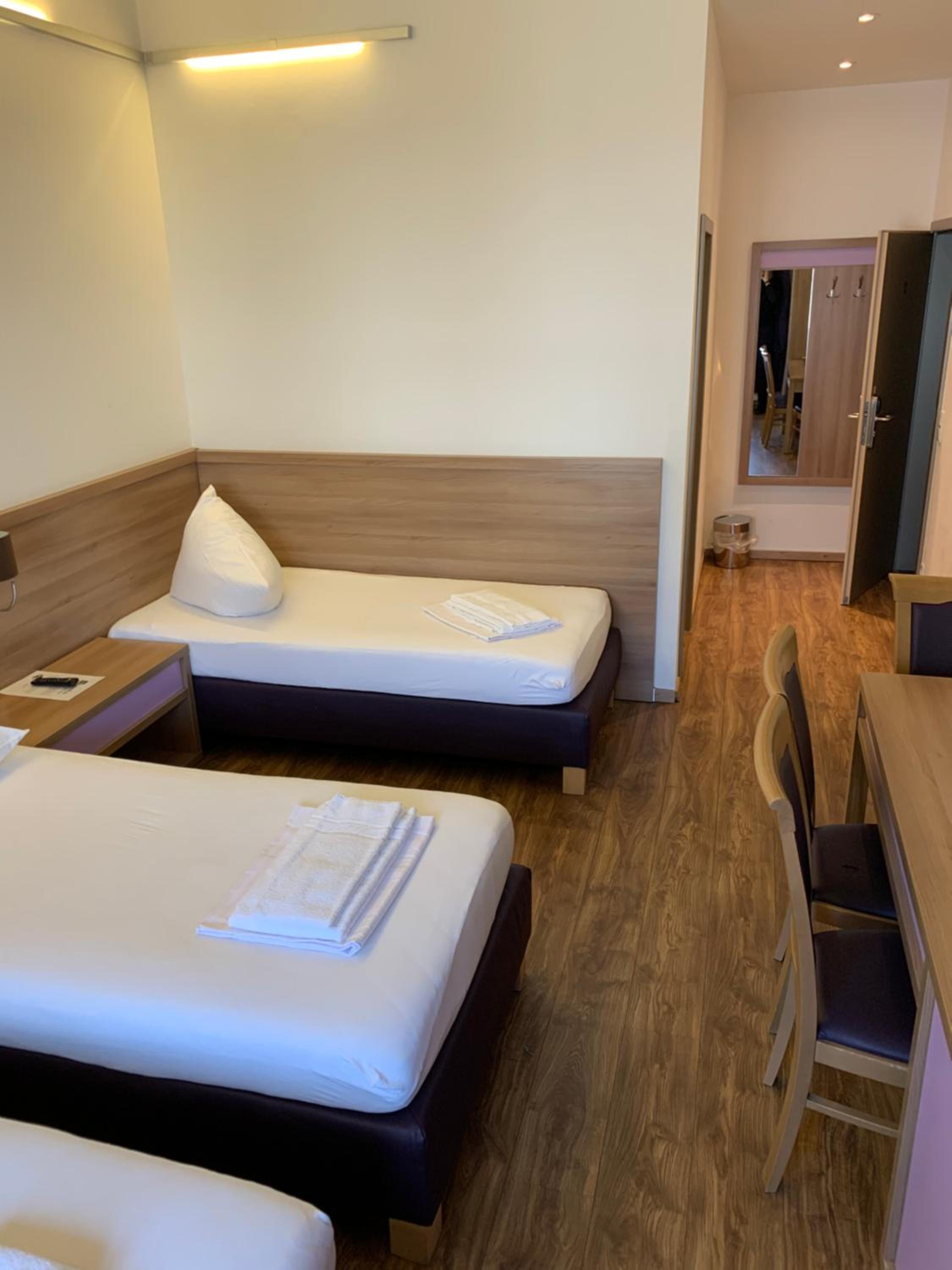 Comfort Triple Room with Shower photo 1