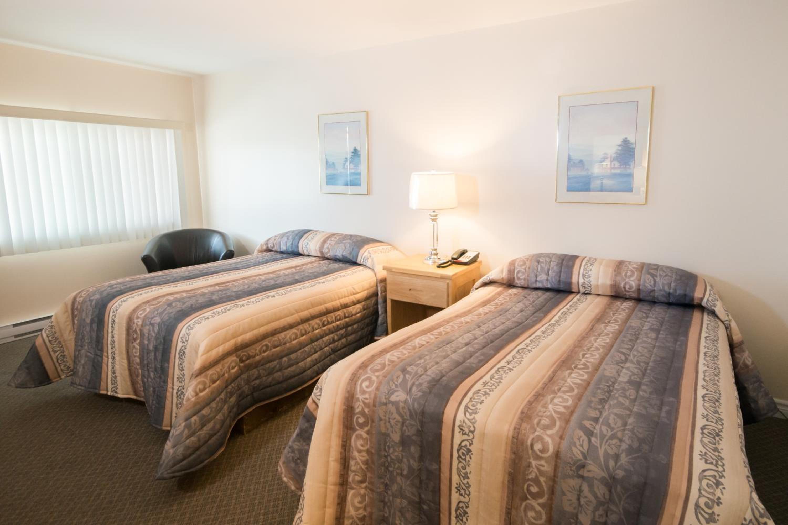 Double Room with Two Double Beds photo 1