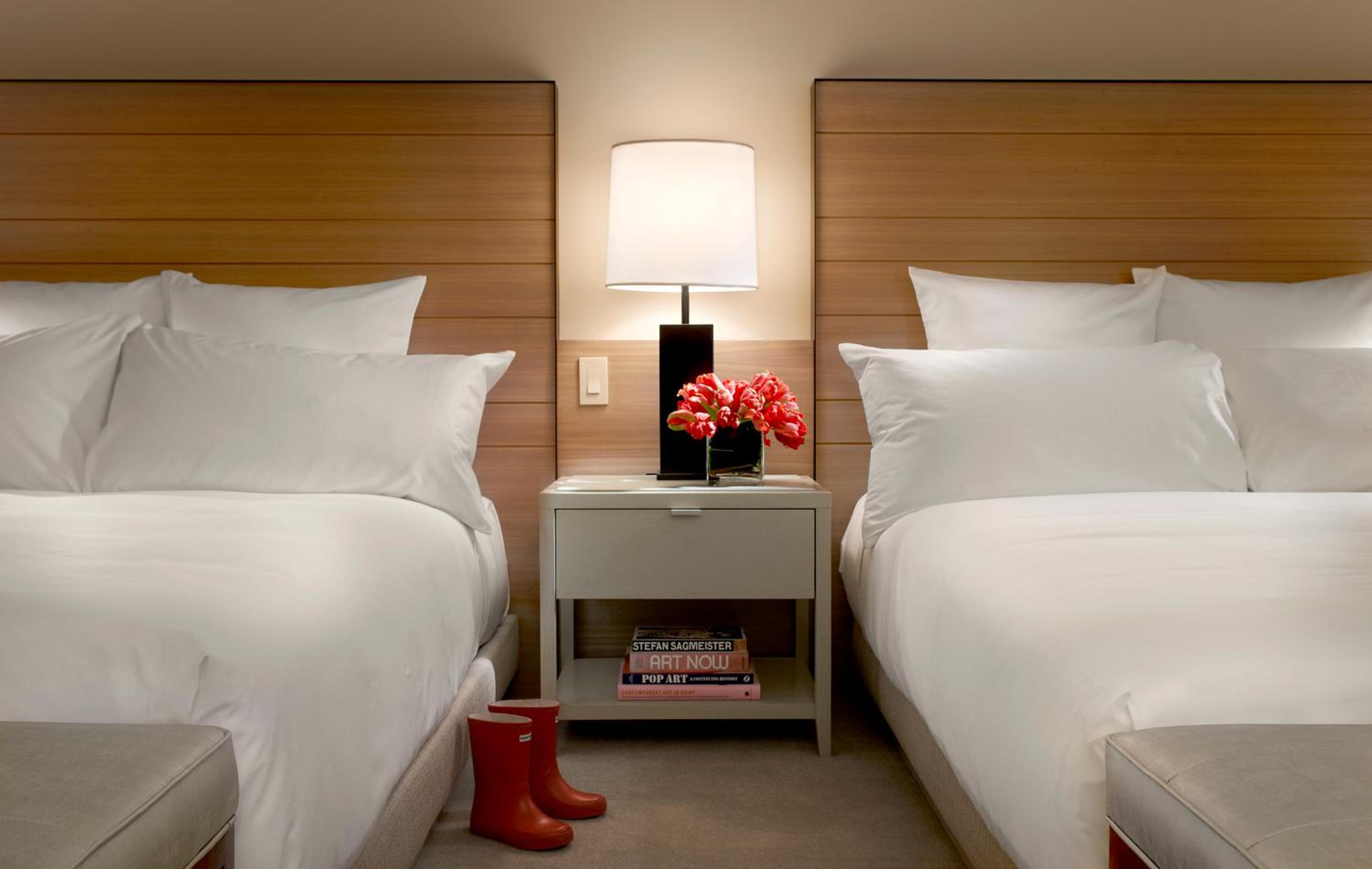 Deluxe Queen Room - Photo 2