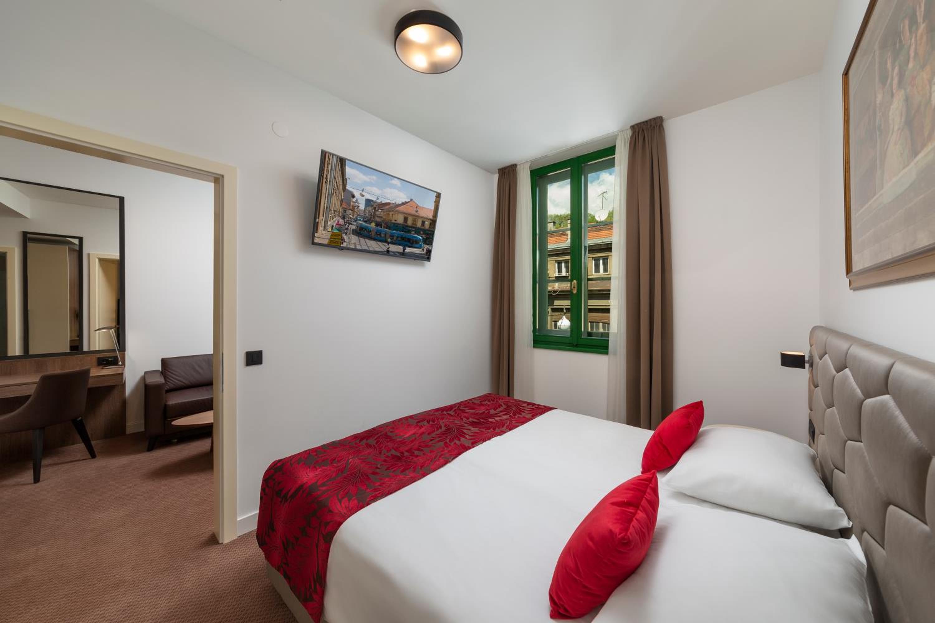 Junior Suite - Photo 5