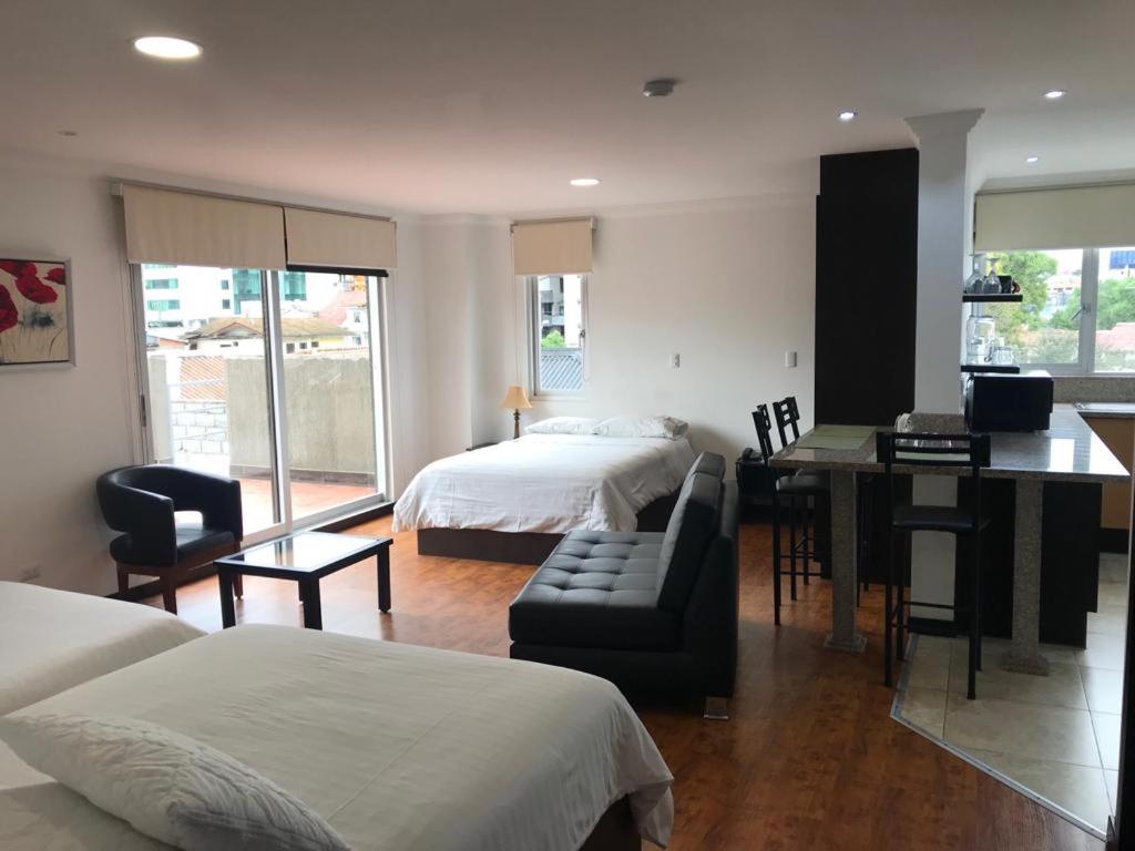 Apartment photo 2