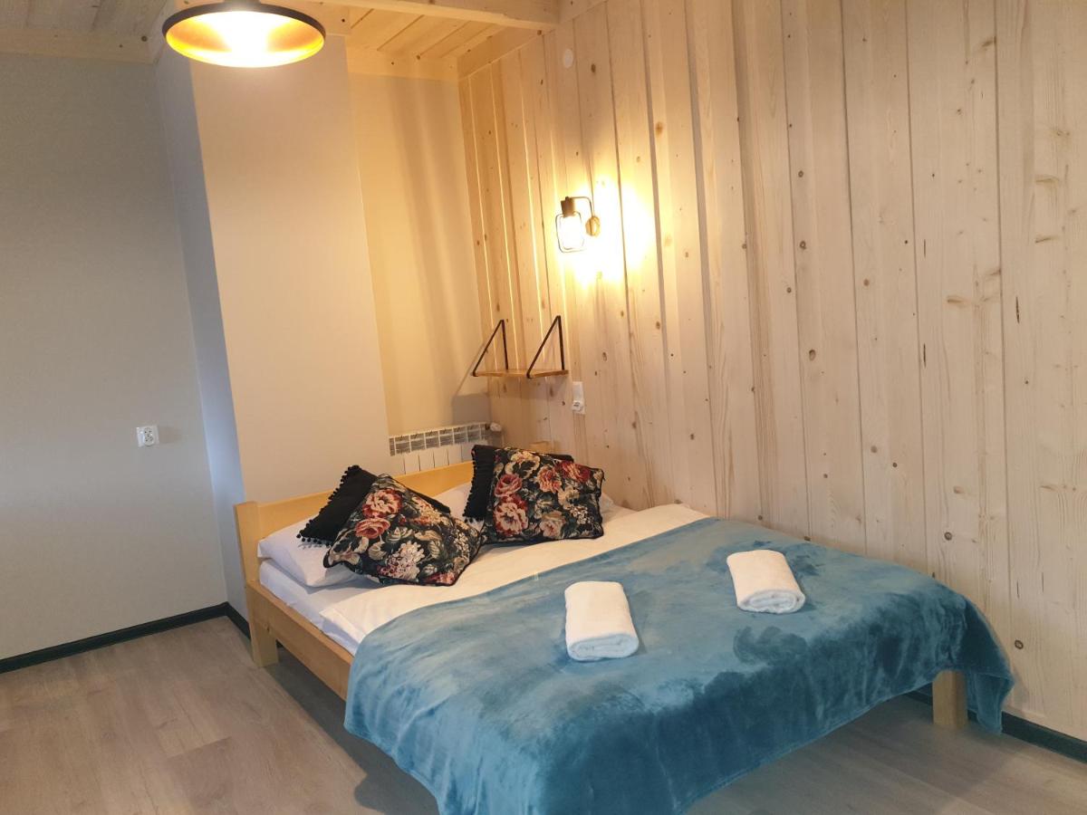 Family Room - Photo 6