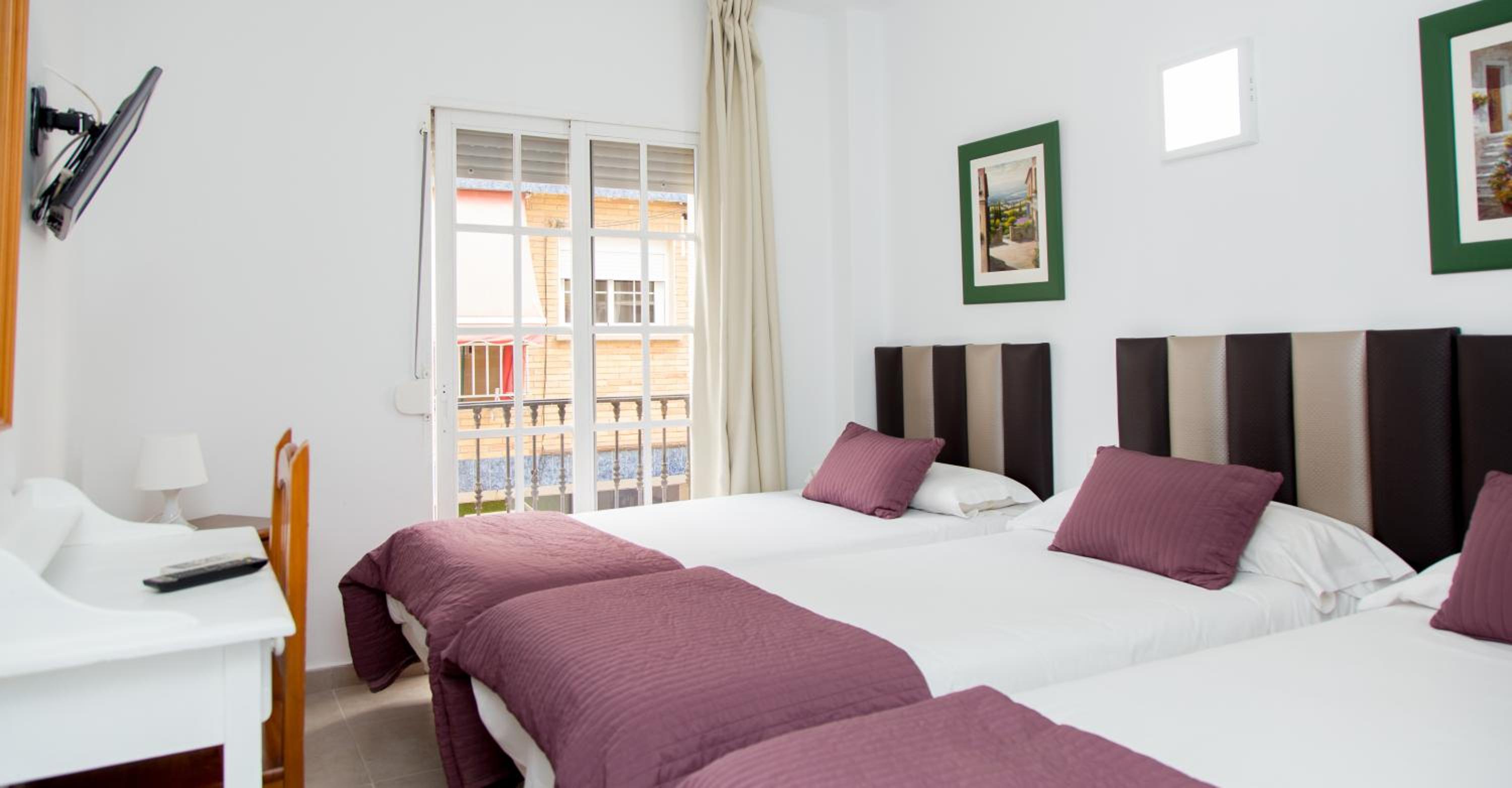 Triple Room - Photo 2