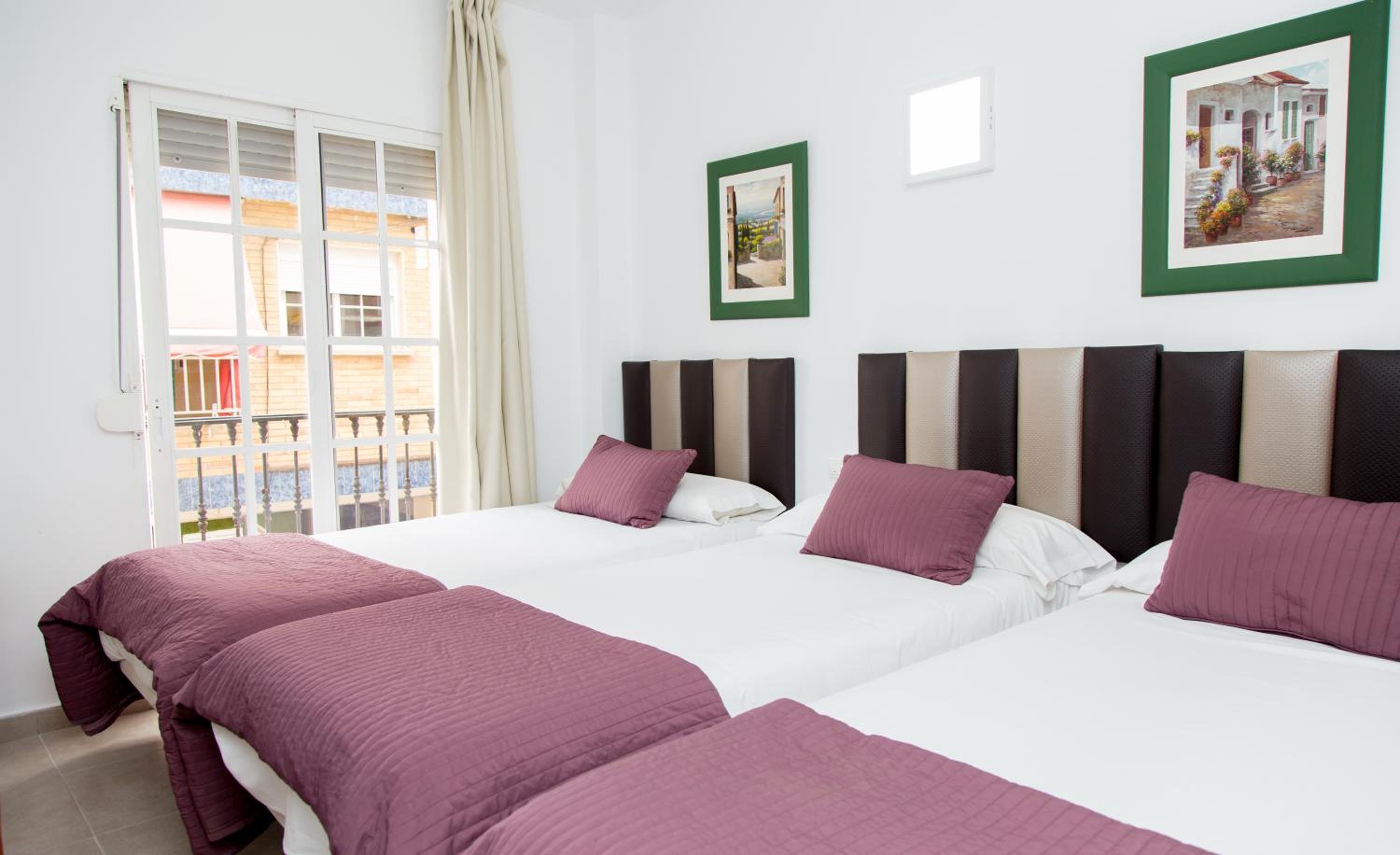 Triple Room - Photo 1