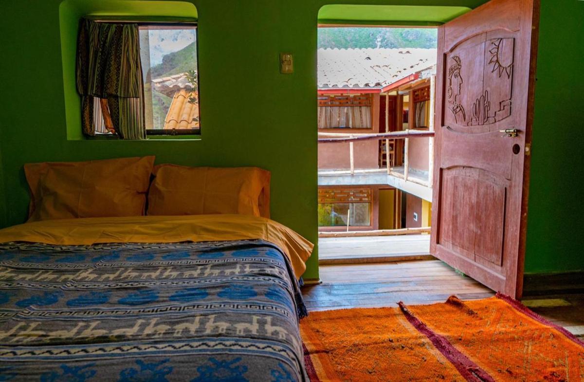 Double Room with Shared Bathroom photo 1