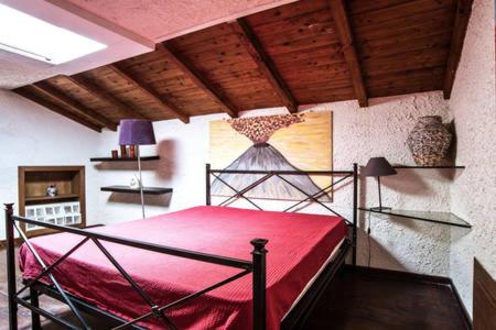 One-Bedroom Apartment - Split Level - Photo 2