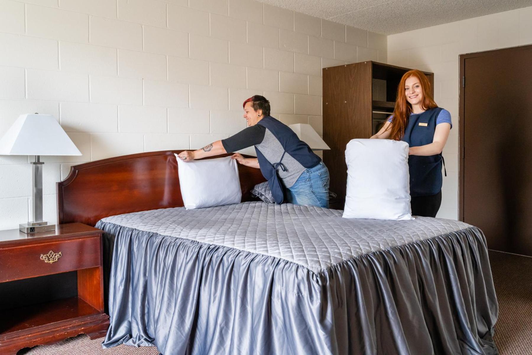 Deluxe Single Room with Balcony photo 2