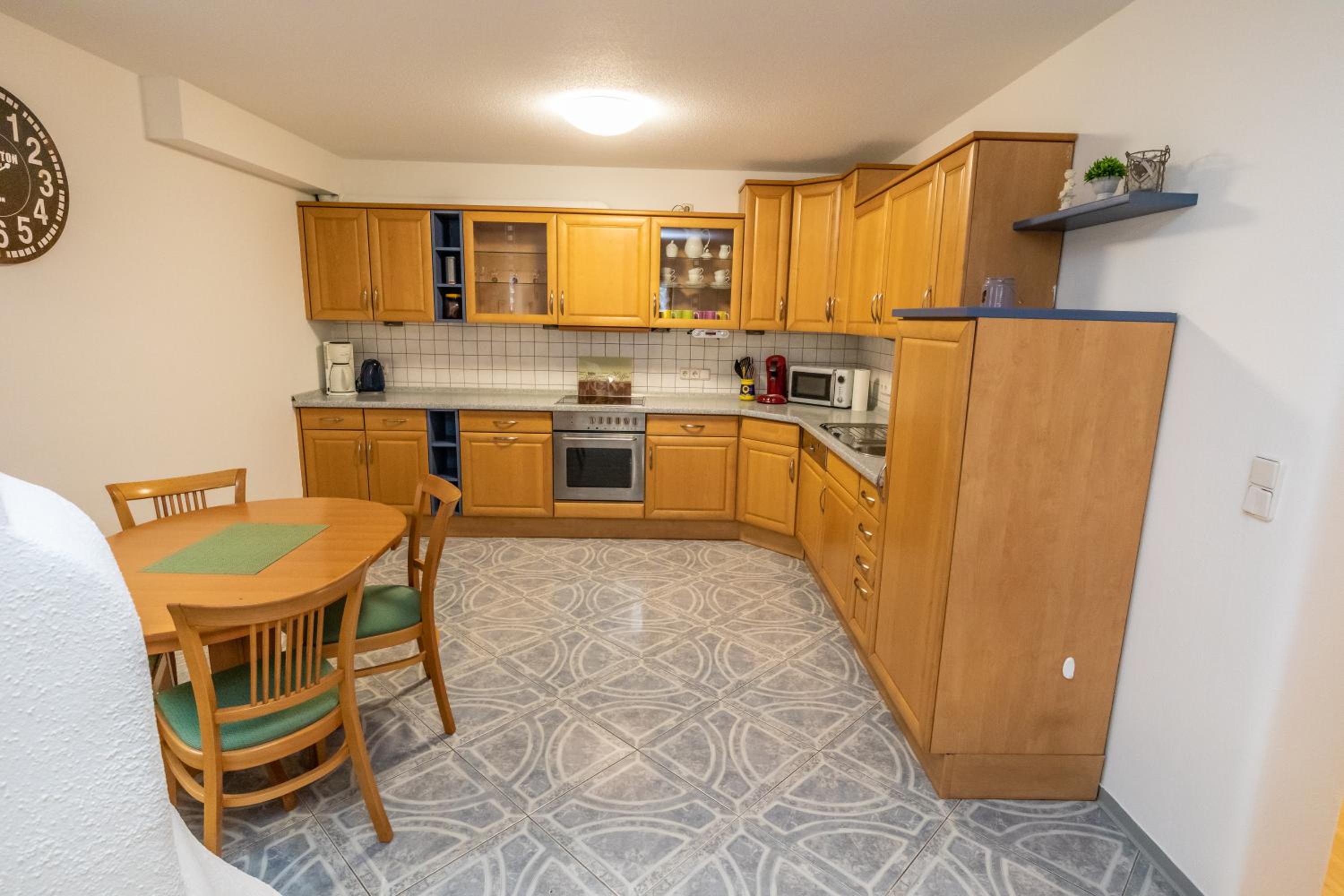 Apartment - Ground Floor photo 2