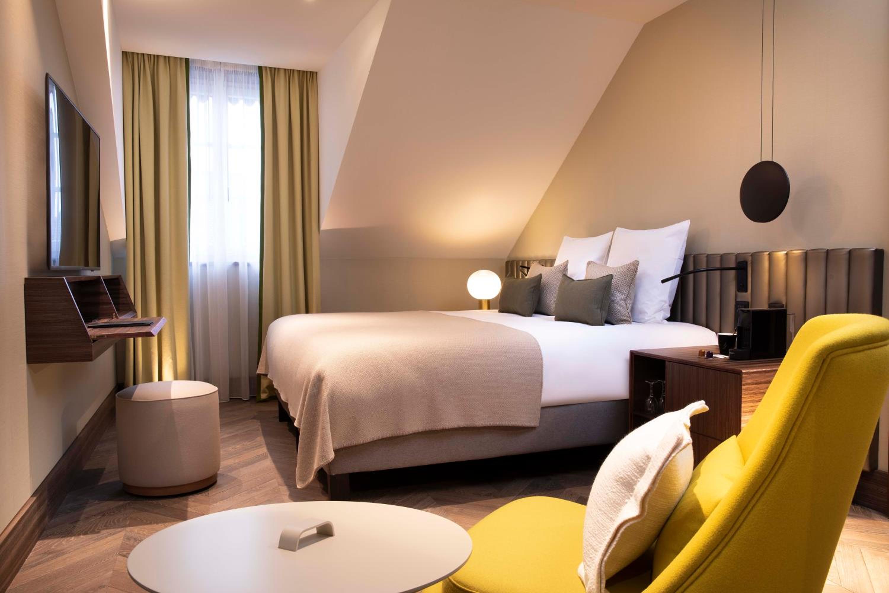 Junior Suite - Photo 1