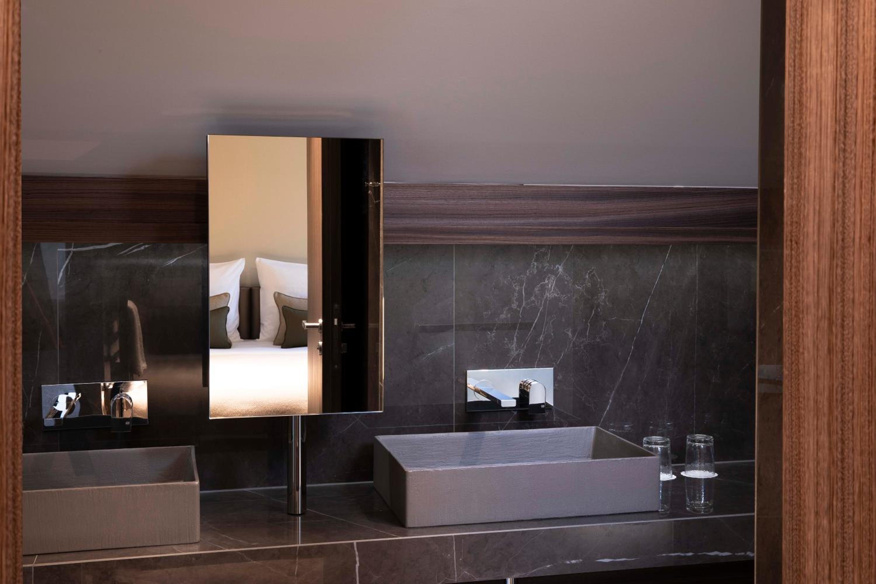 Junior Suite - Photo 5