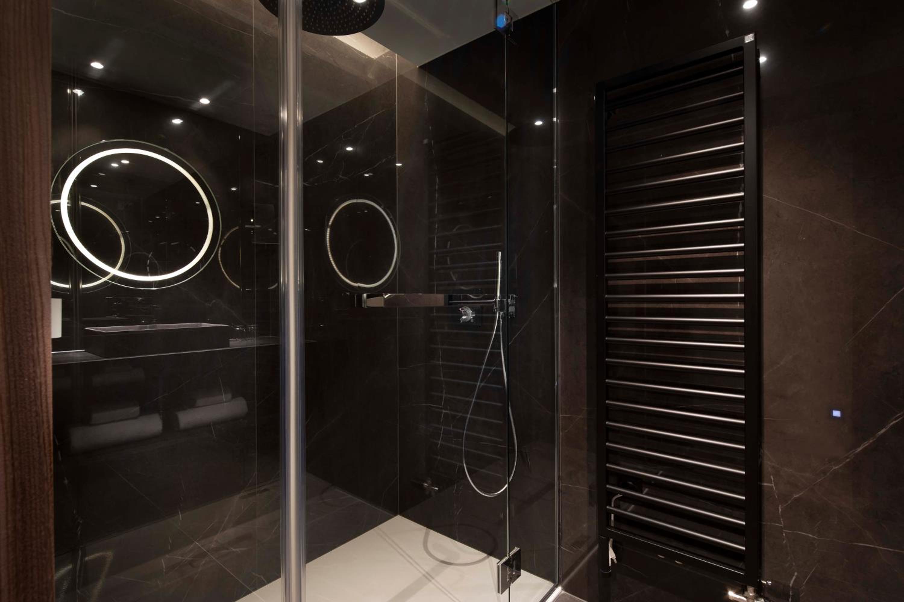 Junior Suite - Photo 8