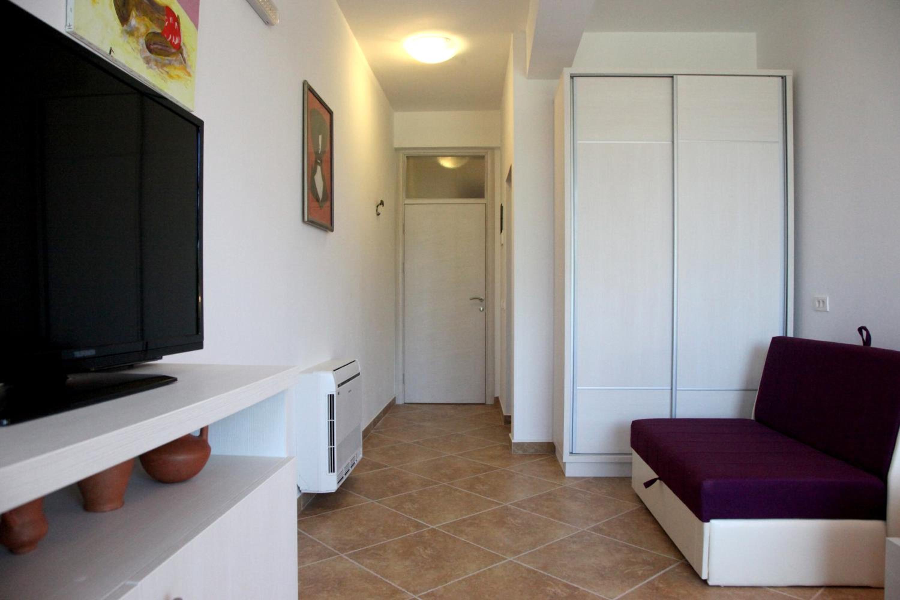 Studio Apartment with Sea View photo 1