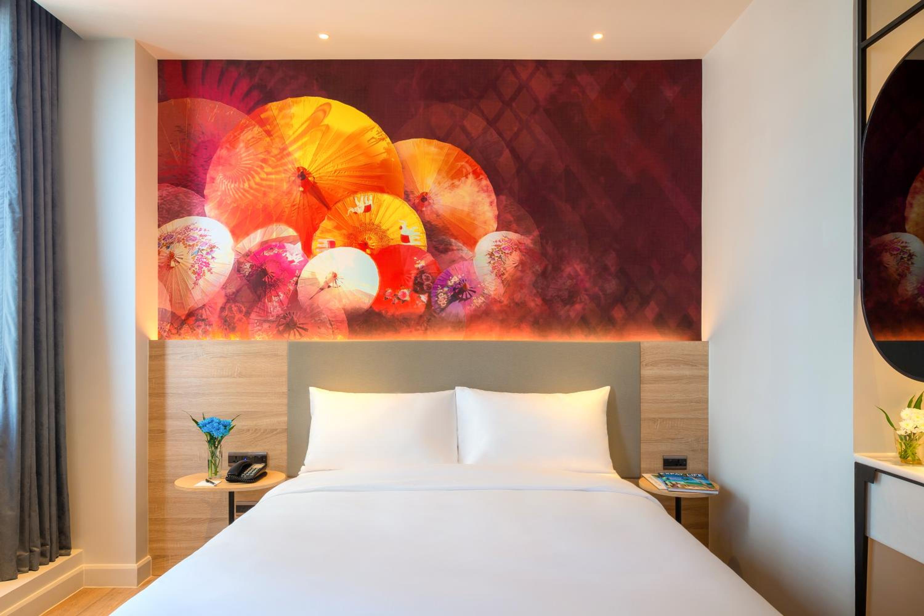 Standard Queen Room photo 2