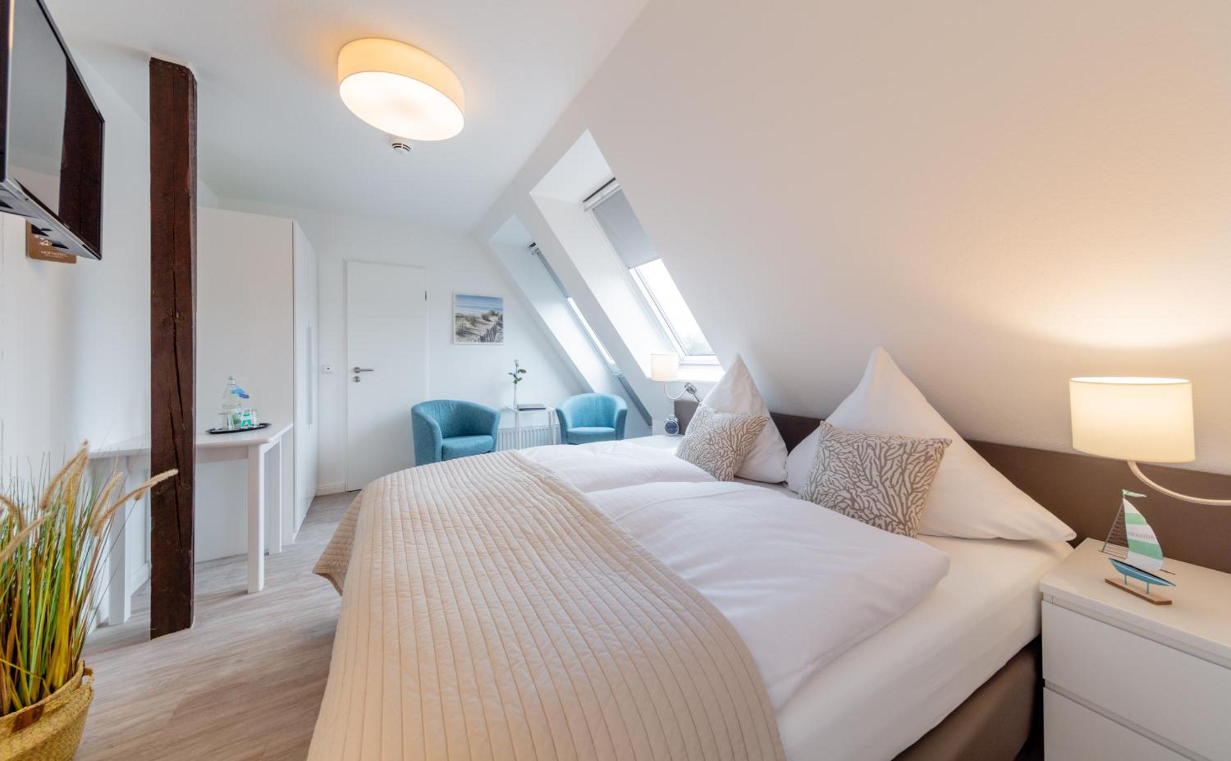 Budget Double Room photo 2