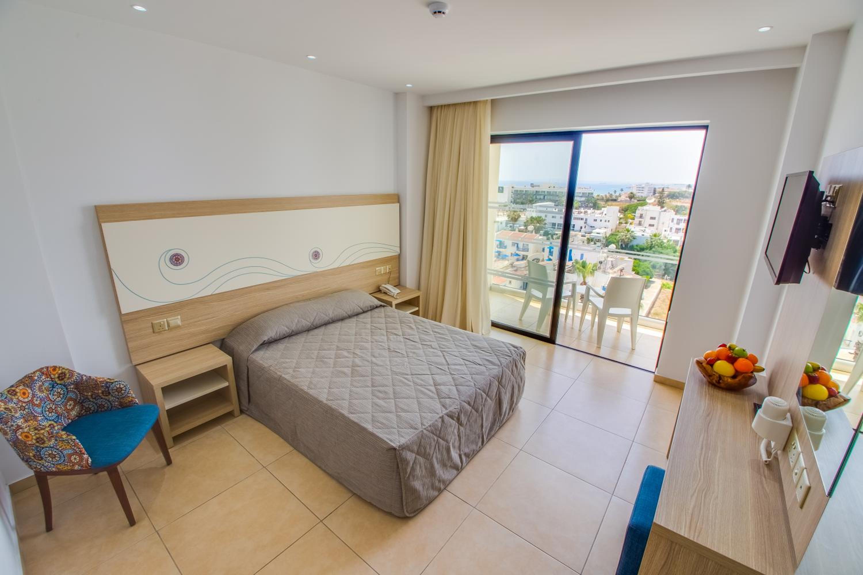 Superior Double or Twin Room with Sea View photo 3