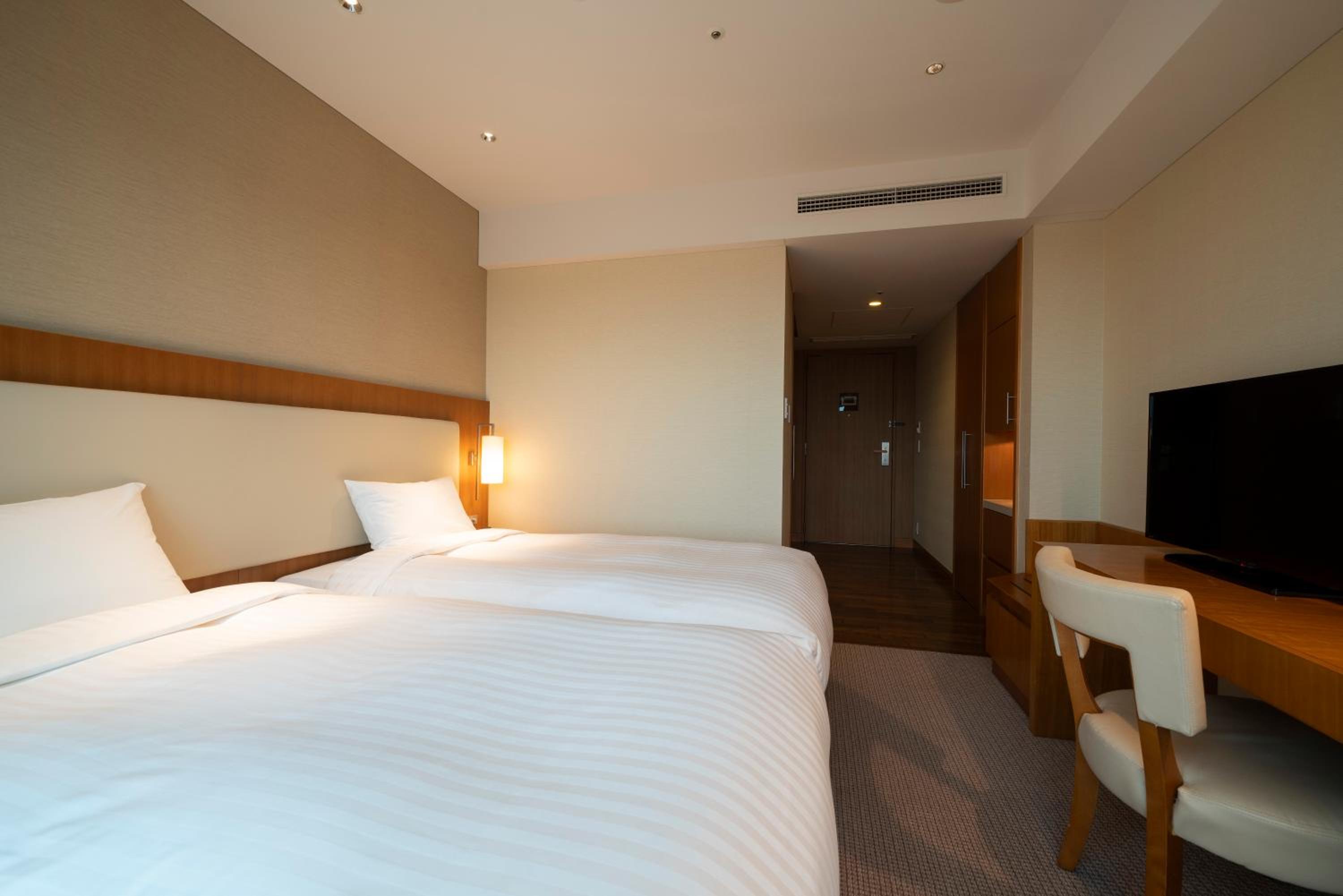 Standard Twin Room - Non Smoking - Photo 9