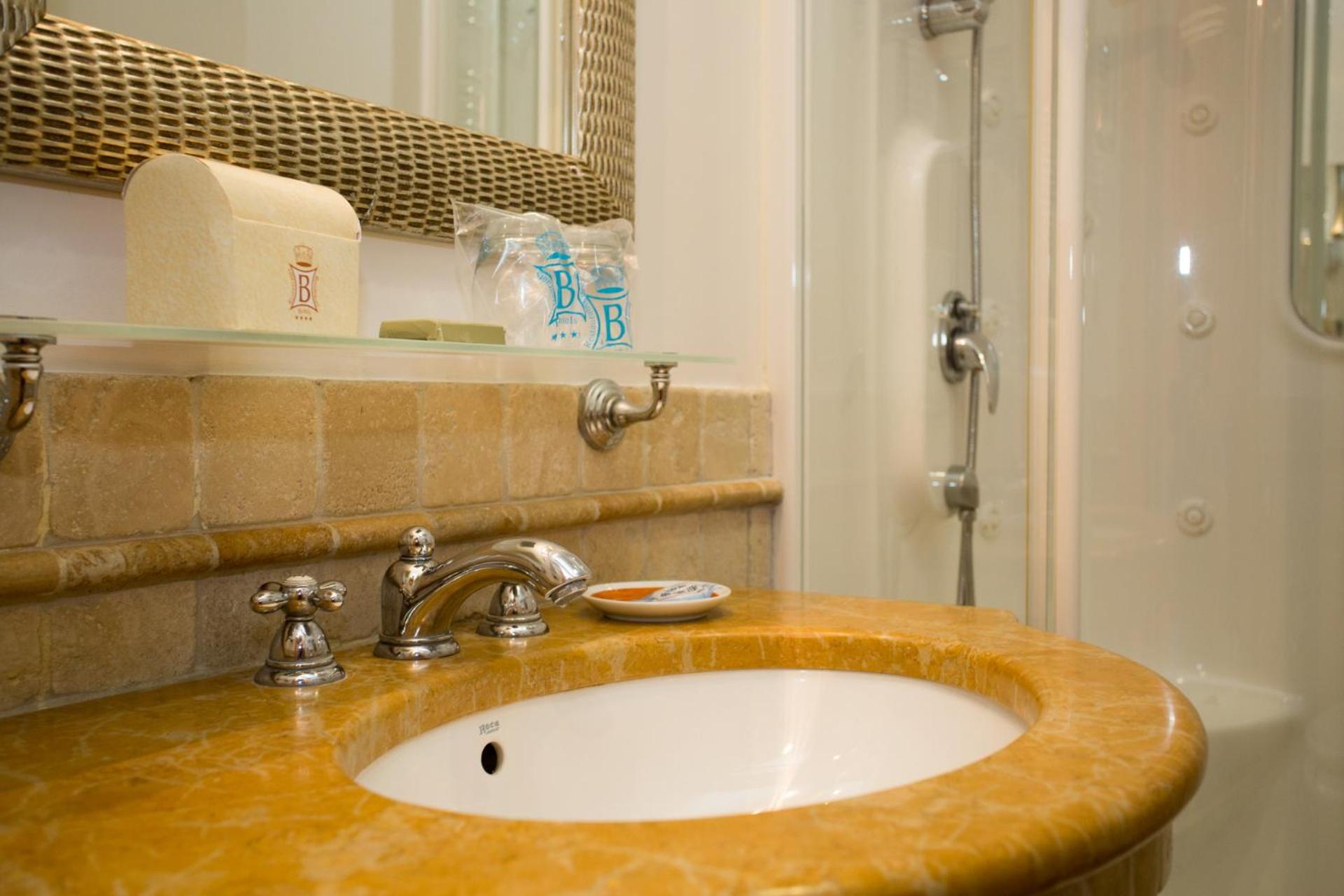Superior Triple Room