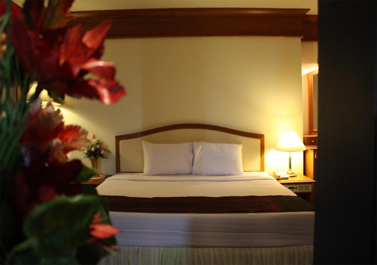 Deluxe King Room photo 3