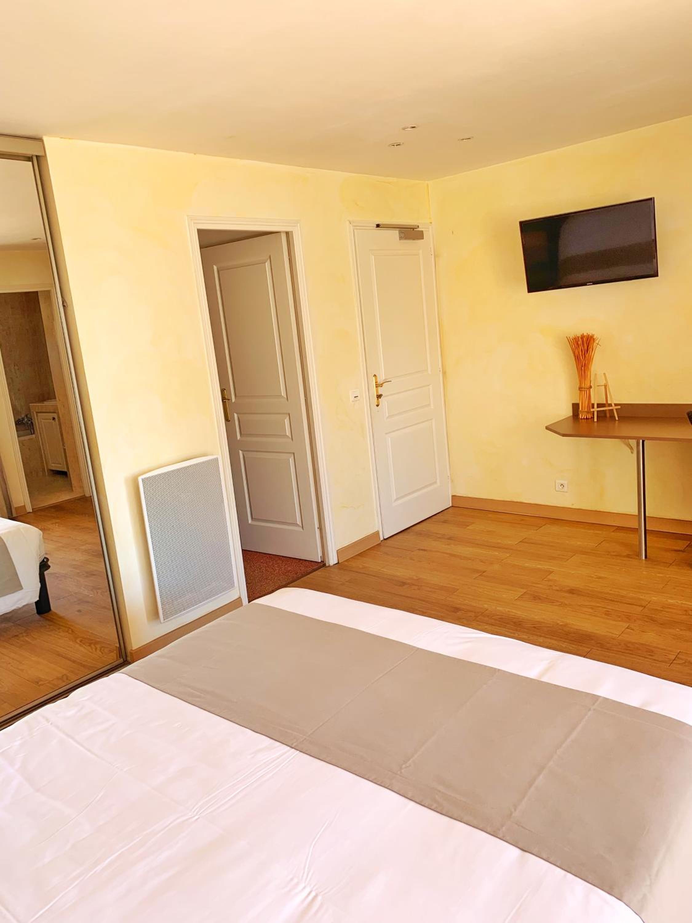 Suite with Sea View photo 2