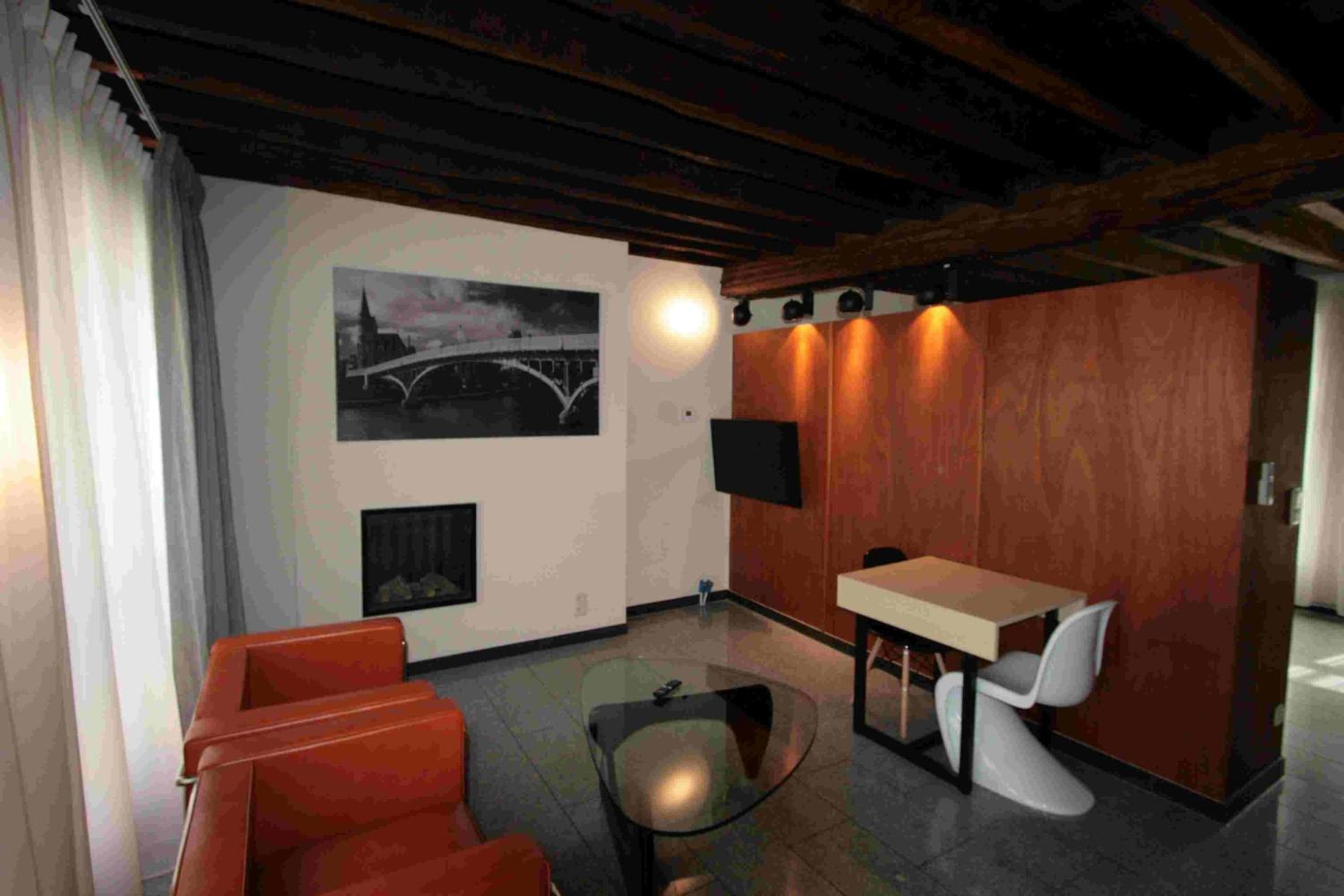Regence 10 One Bedroom photo 1