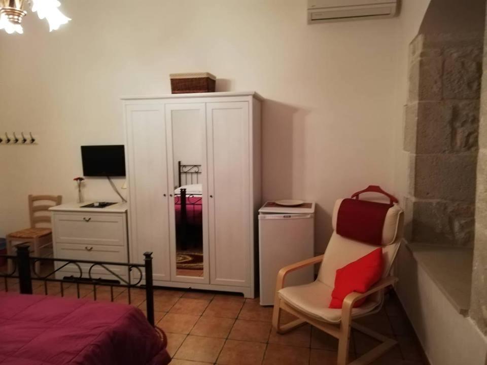 Quadruple Room with Private Bathroom photo 1
