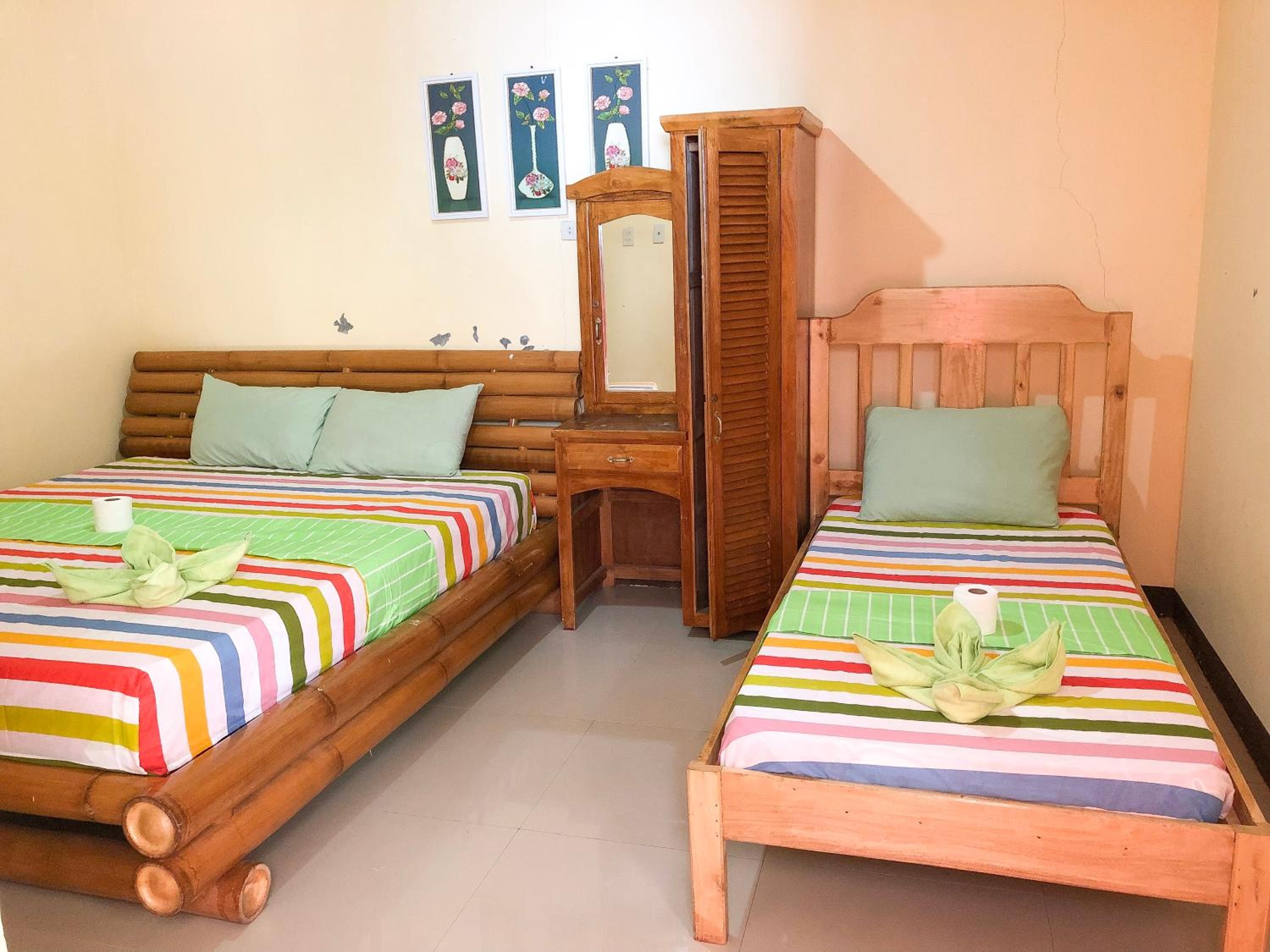 Standard Triple Room - Photo 1