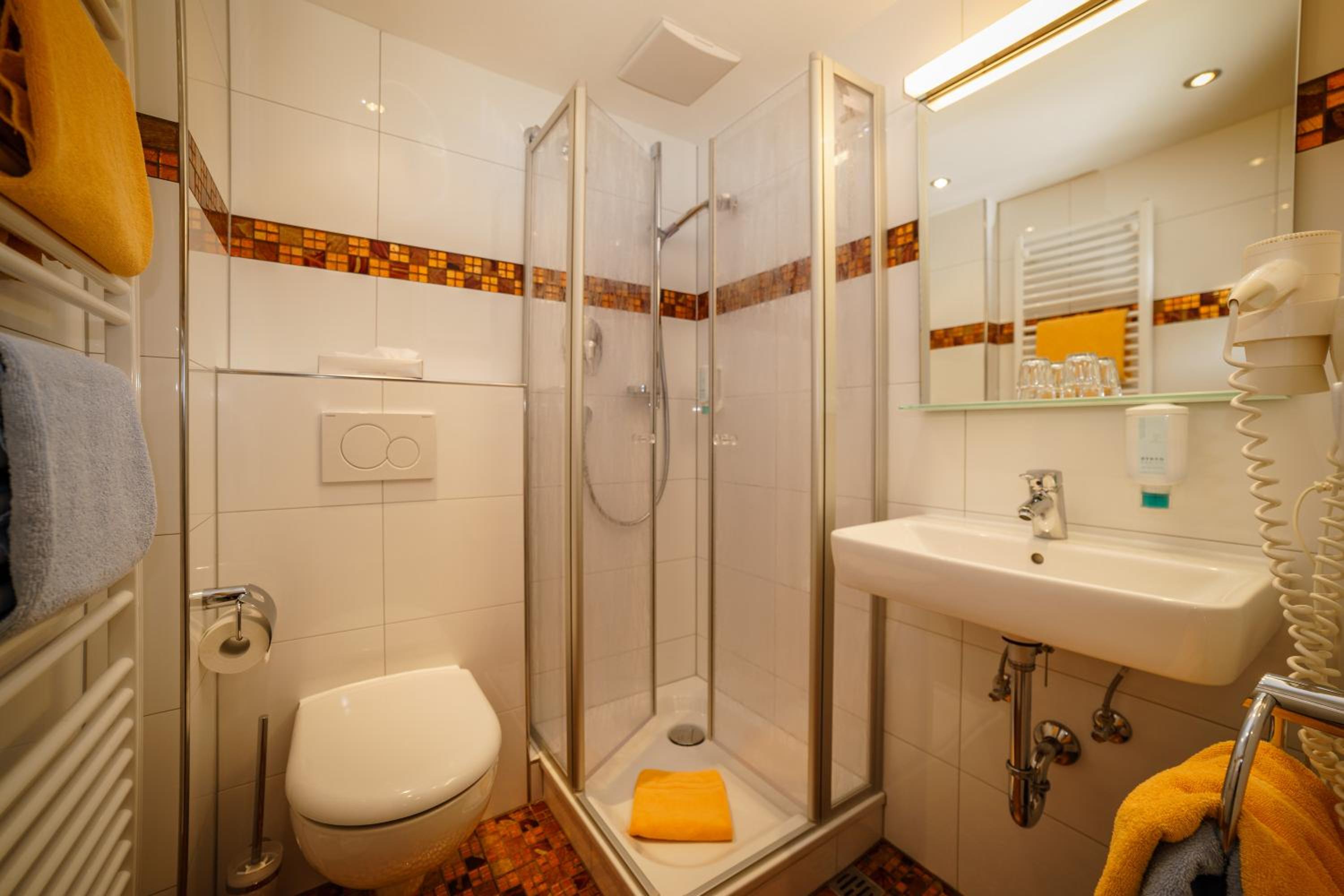 Single Room photo 3