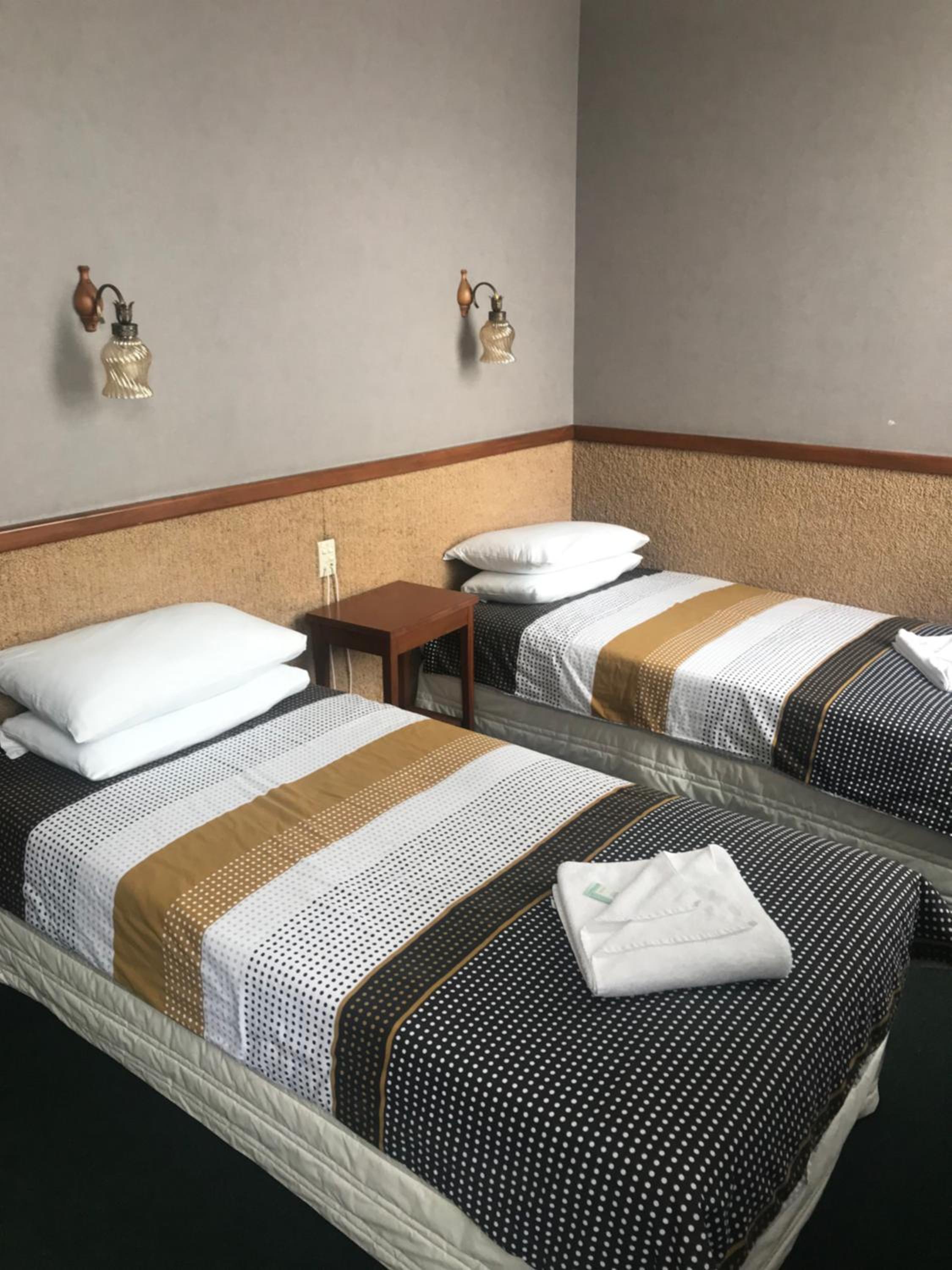 Standard Twin Room photo 2