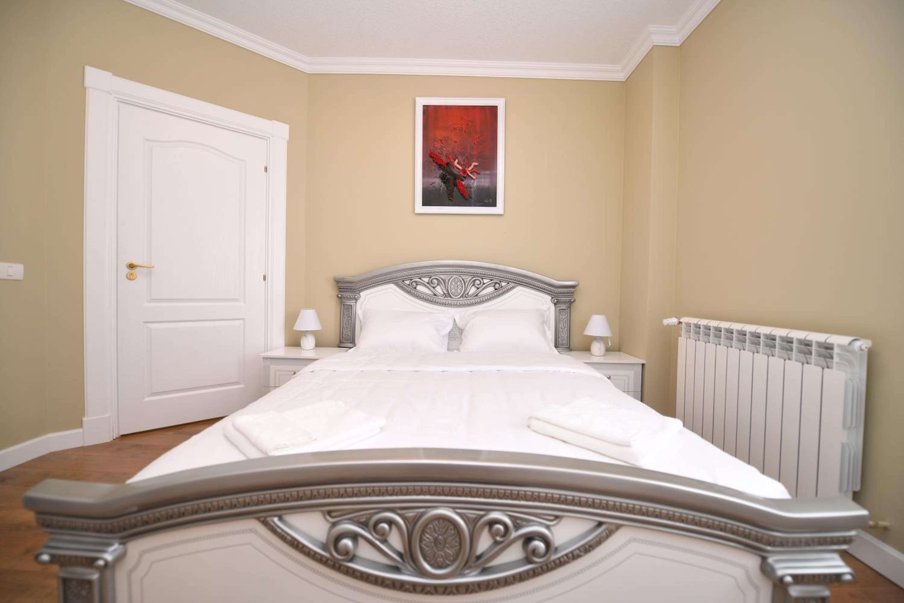 Double Room with Patio - Photo 5