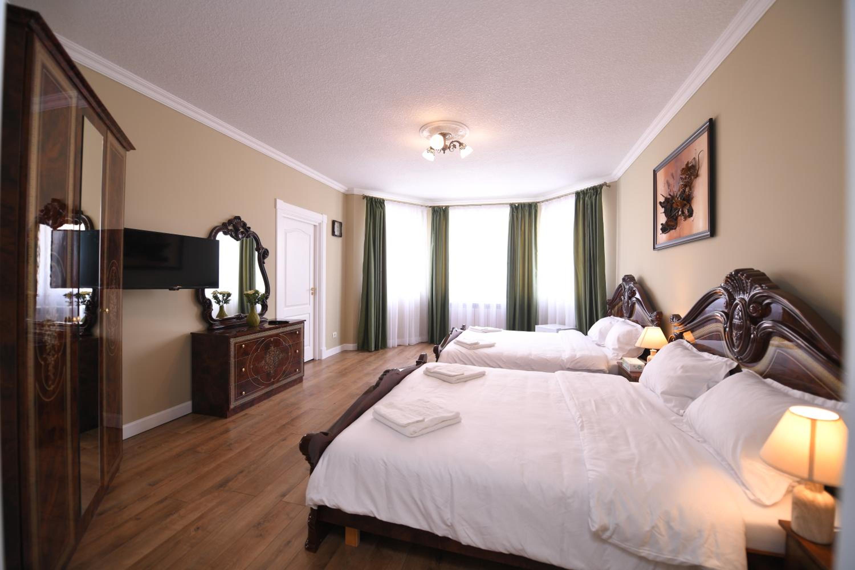Classic Quadruple Room - Photo 5