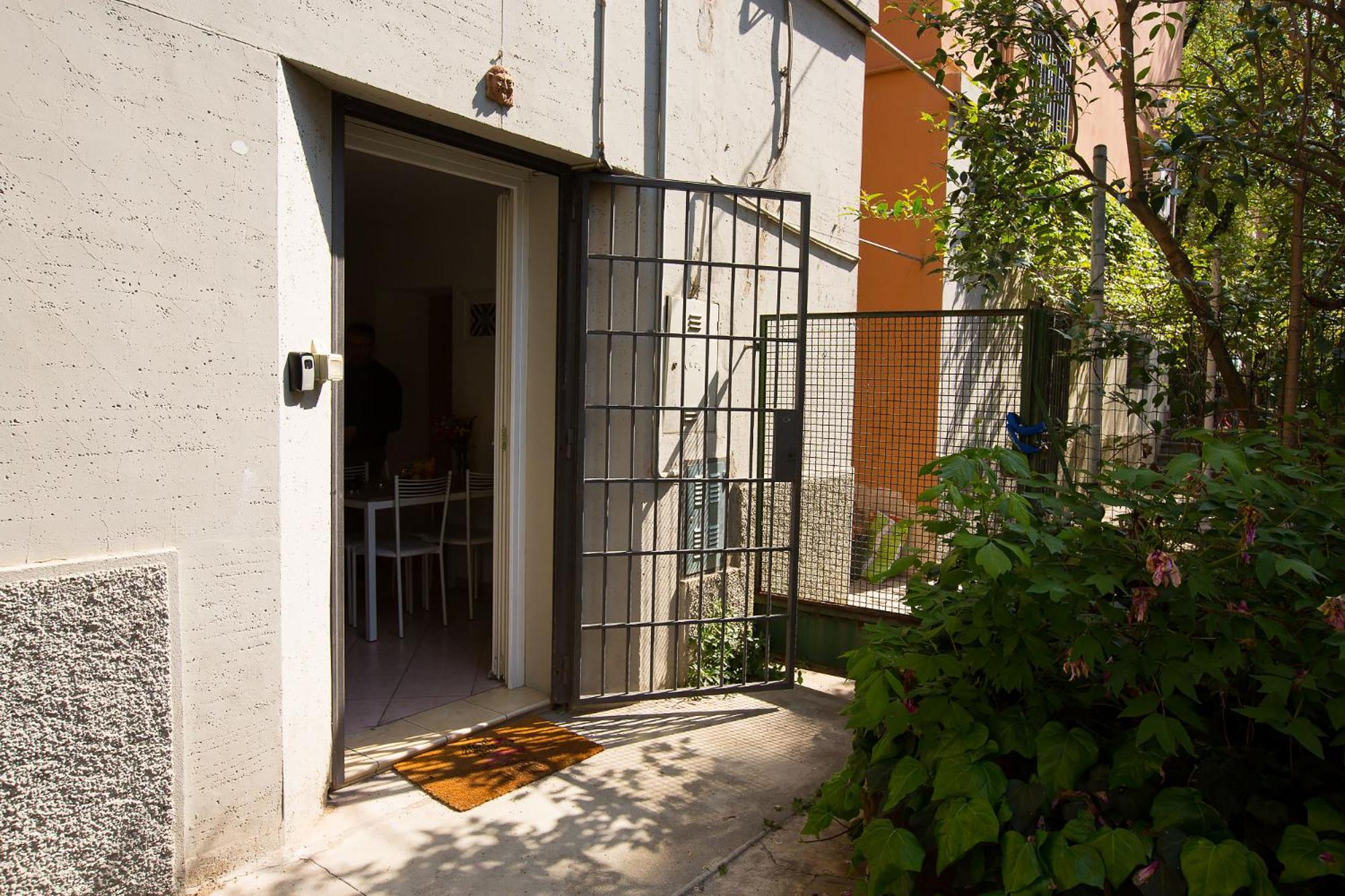 Two-Bedroom Apartment - Photo 6