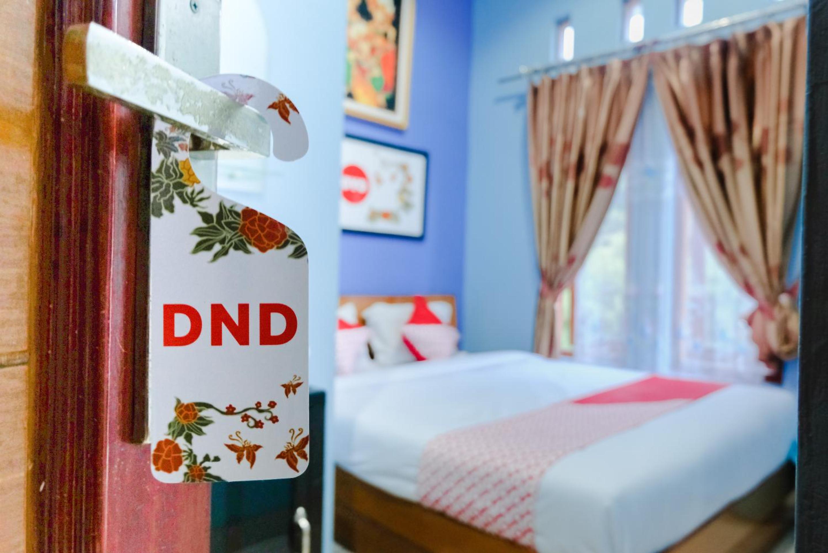 Standard Double Room - Photo 4