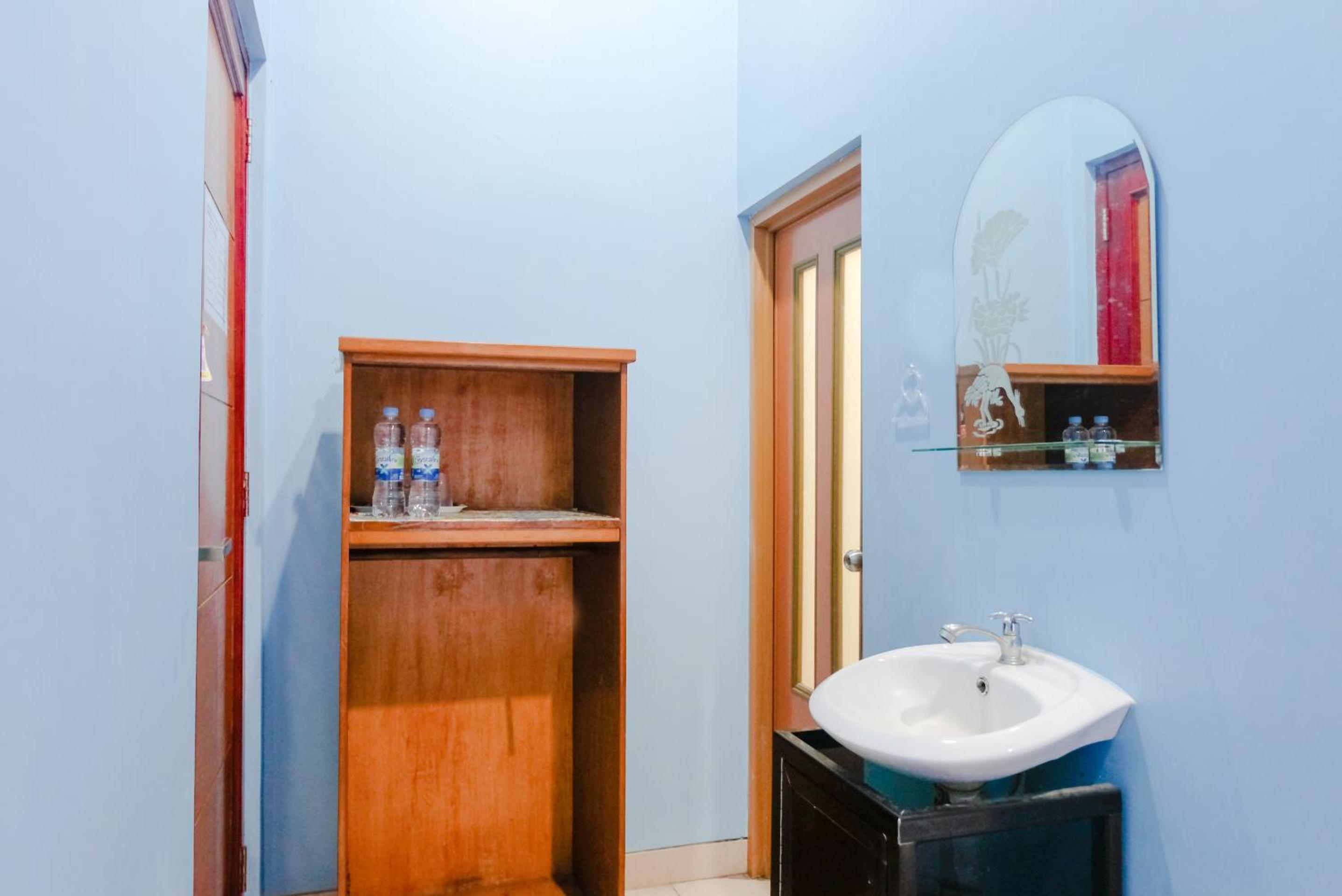 Standard Double Room - Photo 3