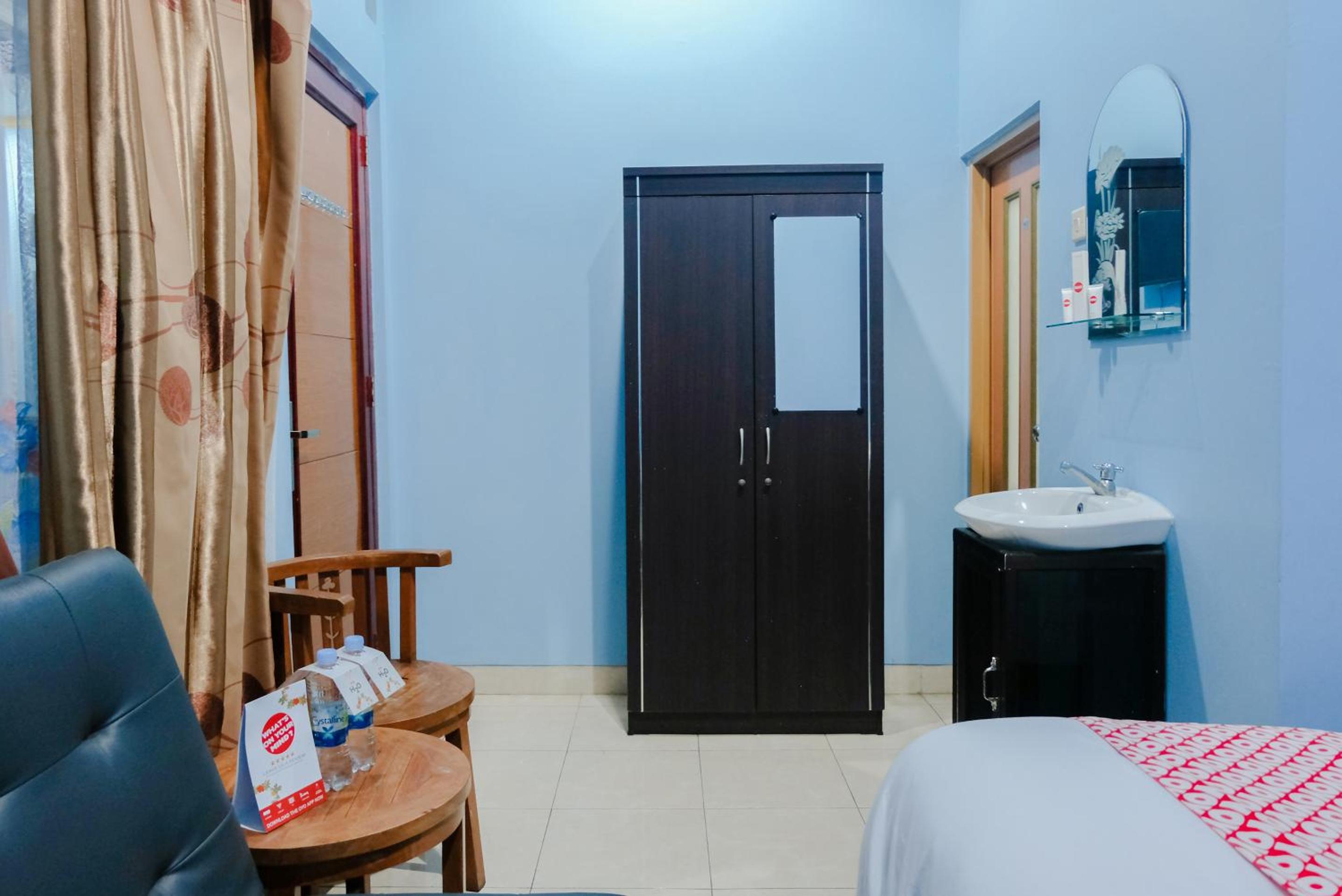 Deluxe Double Room - Photo 7