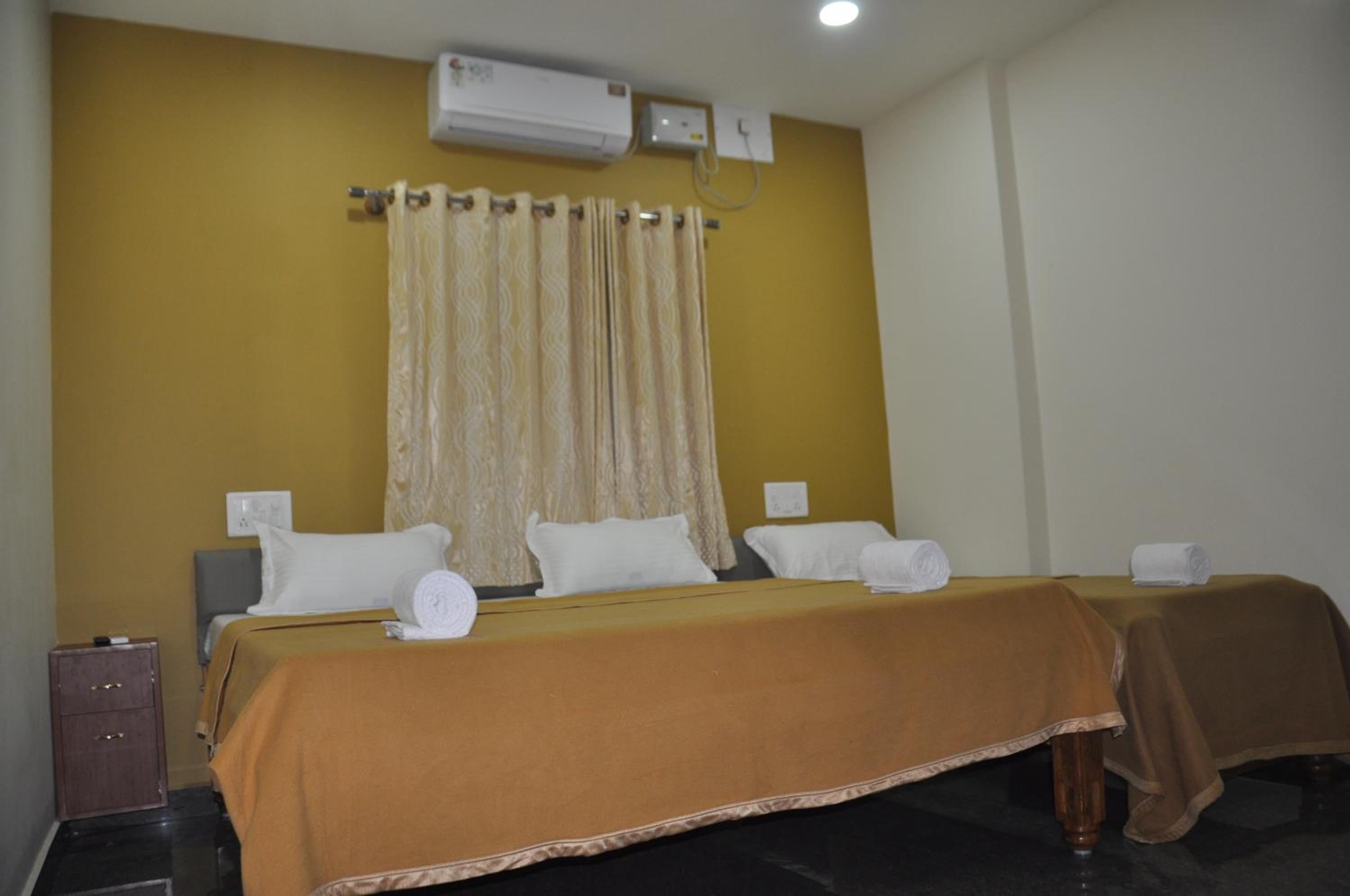 Standard Triple Room photo 3