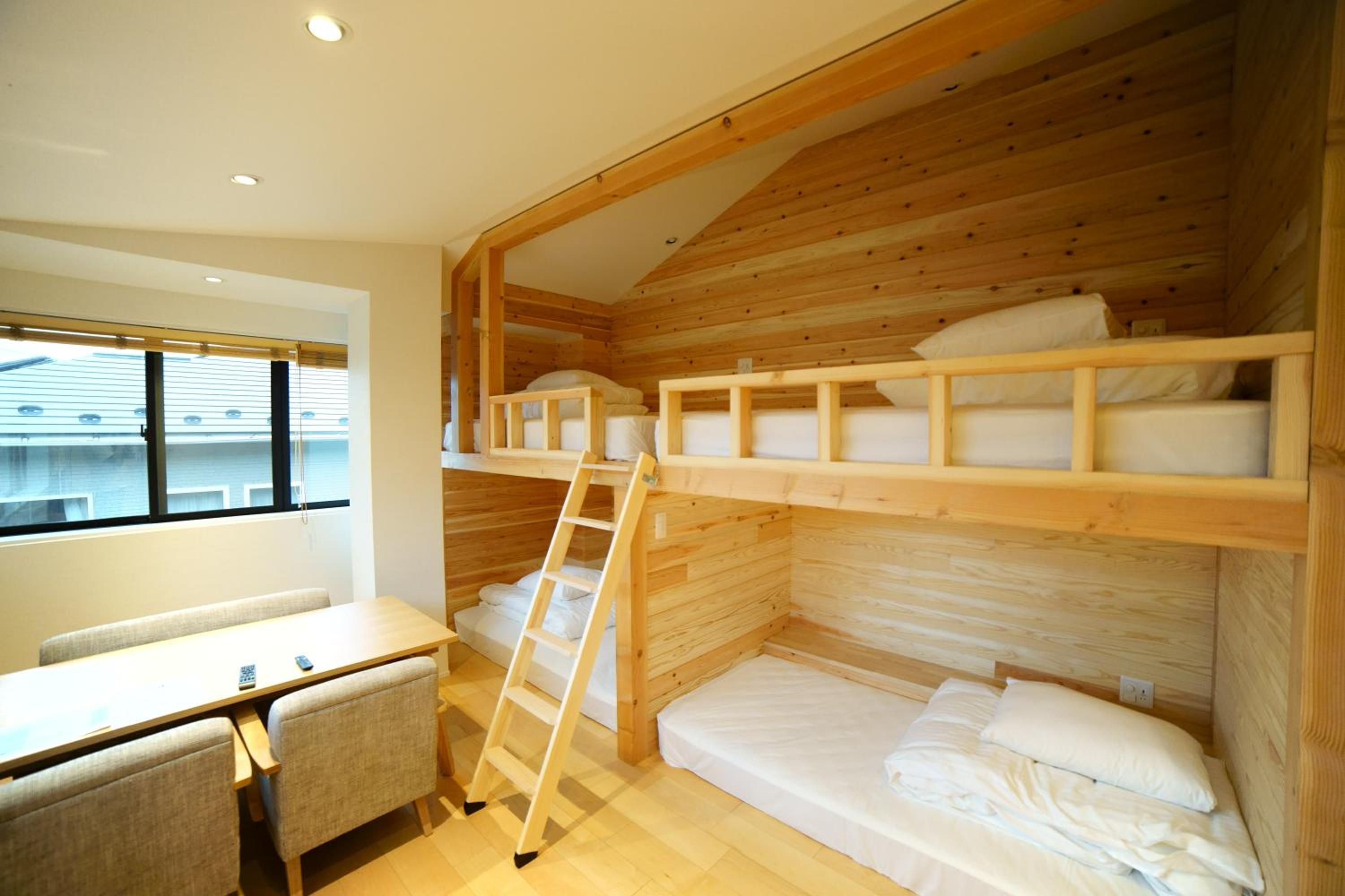 Standard Quadruple Room - Photo 1