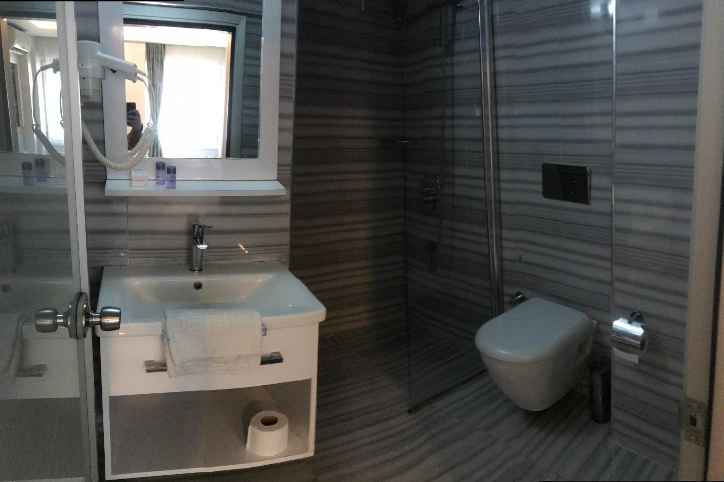 Double Or Twin Room photo 3