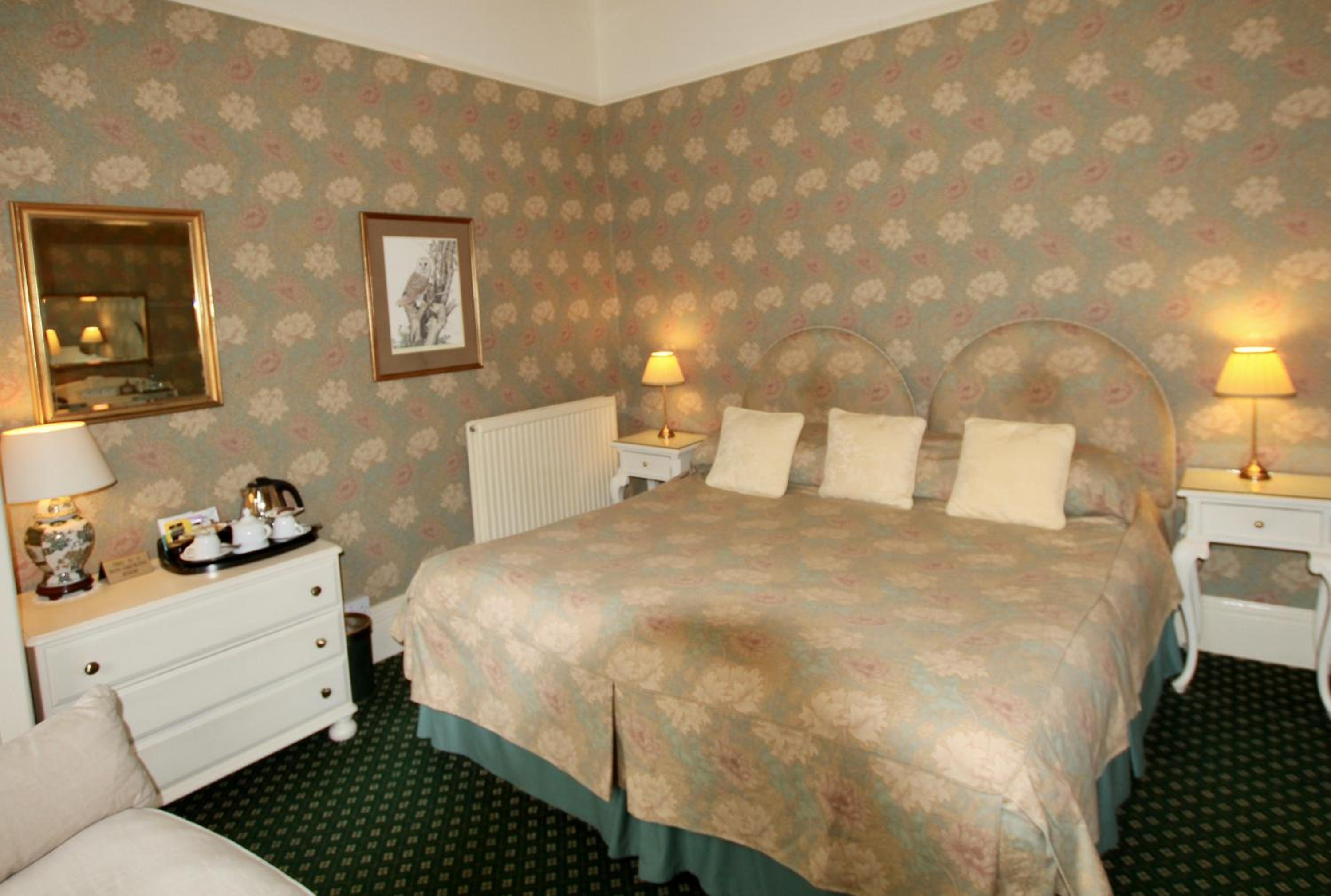 Deluxe Double or Twin Room photo 3