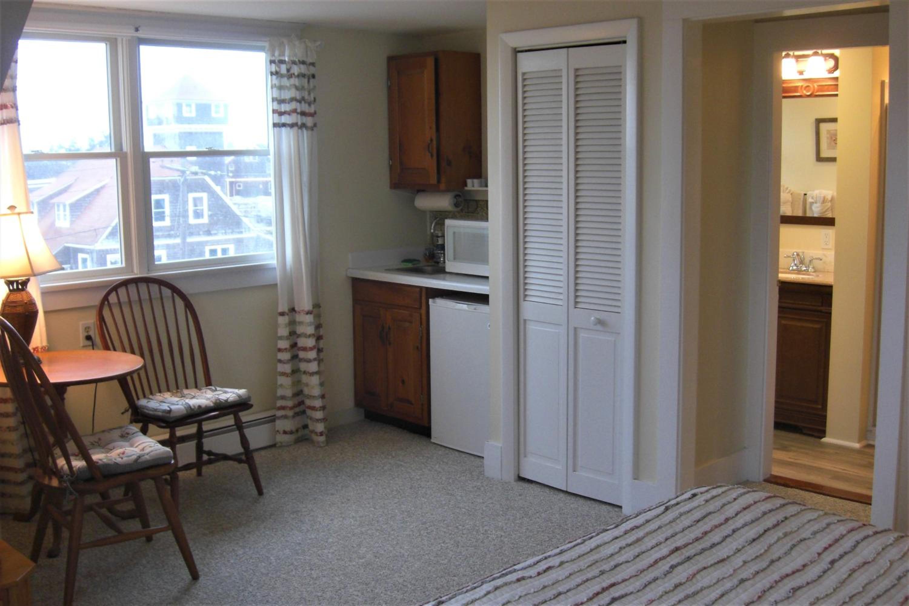 Deluxe King Room photo 3