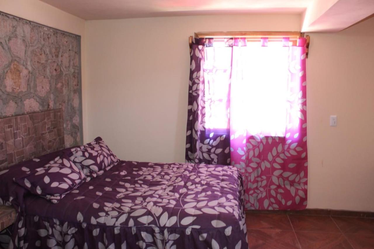 Deluxe Double Room with Two Double Beds - Photo 4