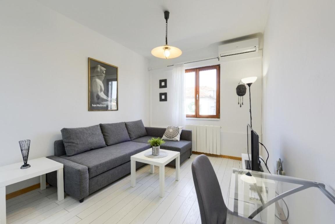 Apartment with Marina View photo 3
