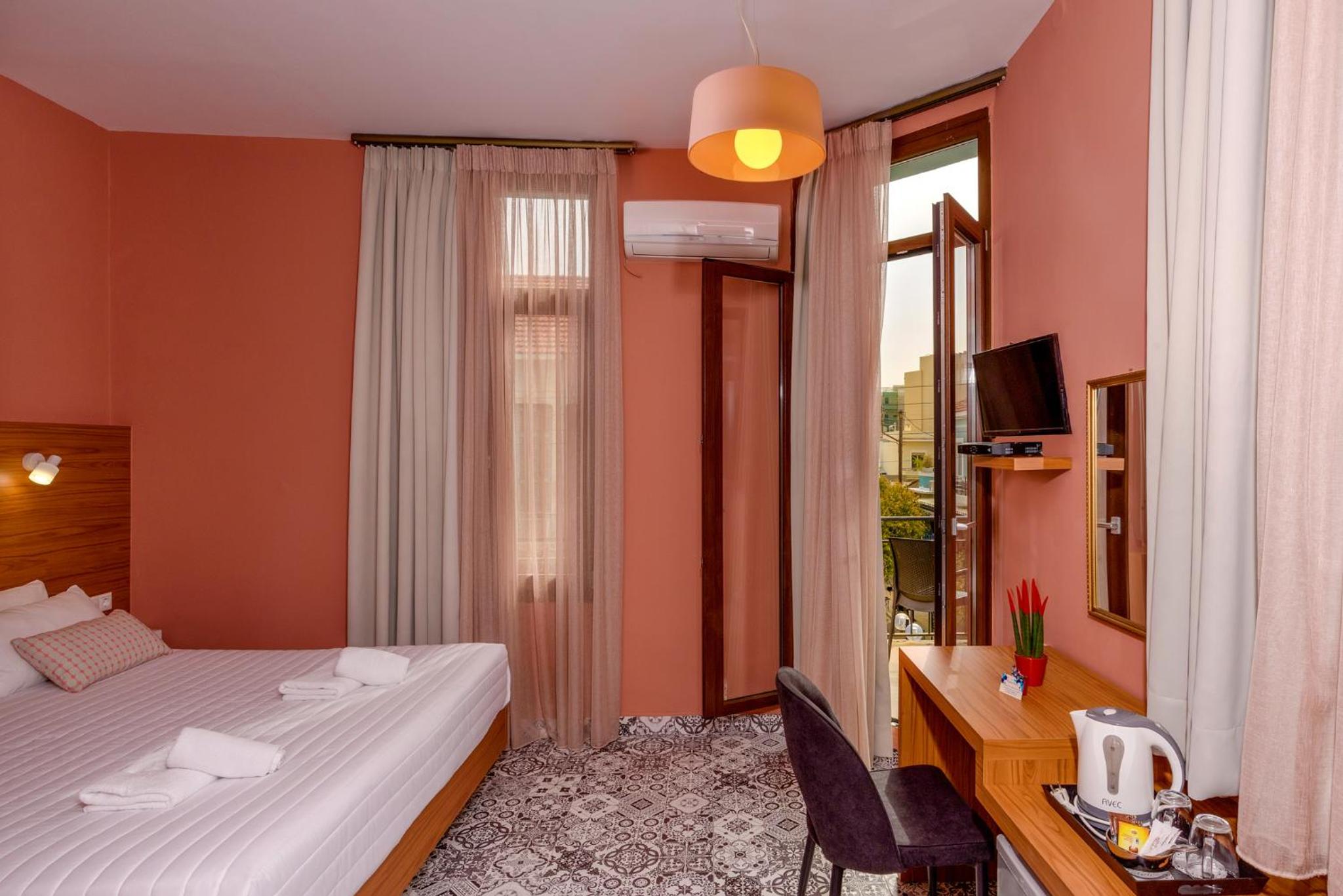 Double Room with Balcony photo 2
