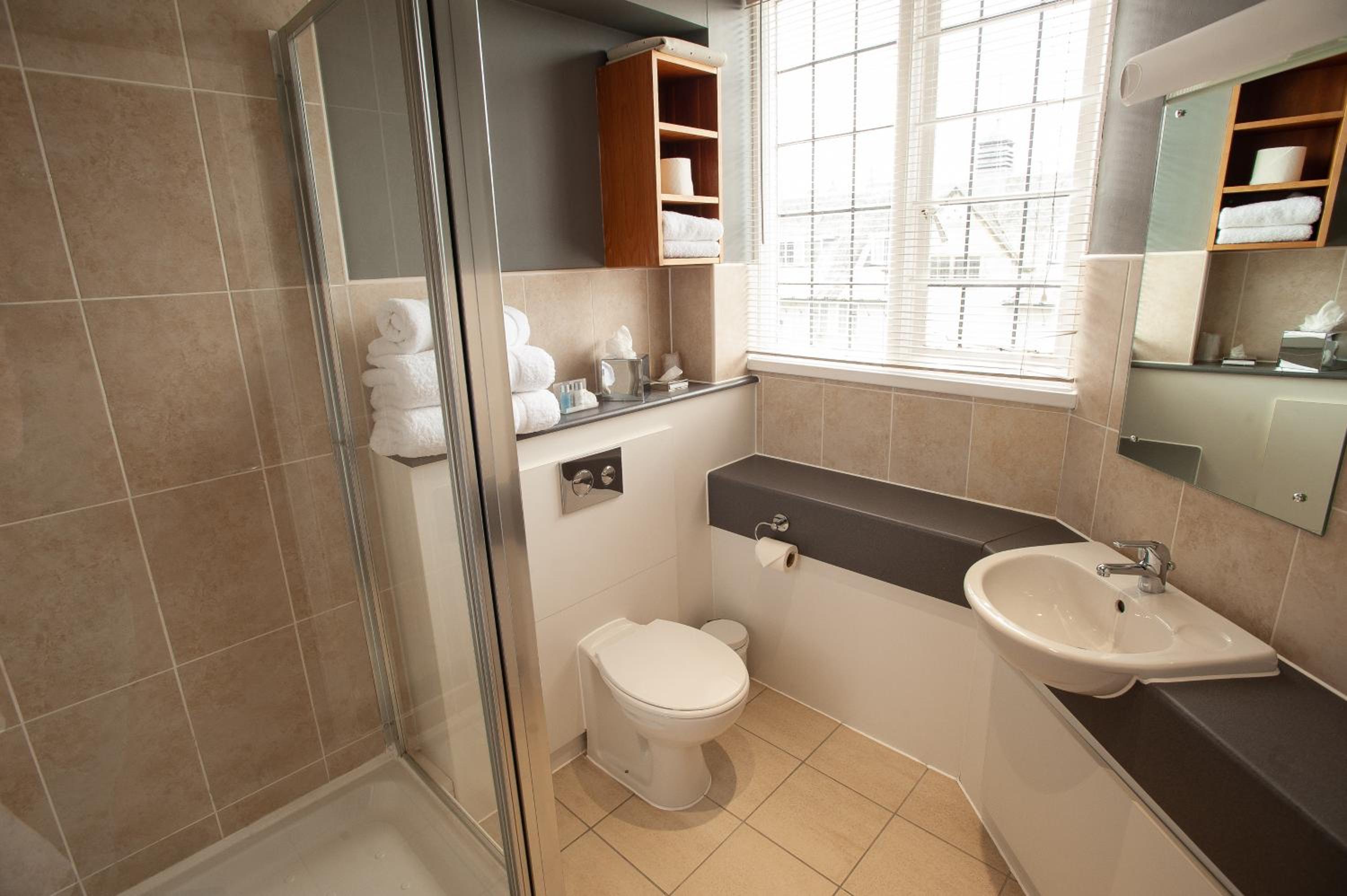 Executive King Room - Photo 4